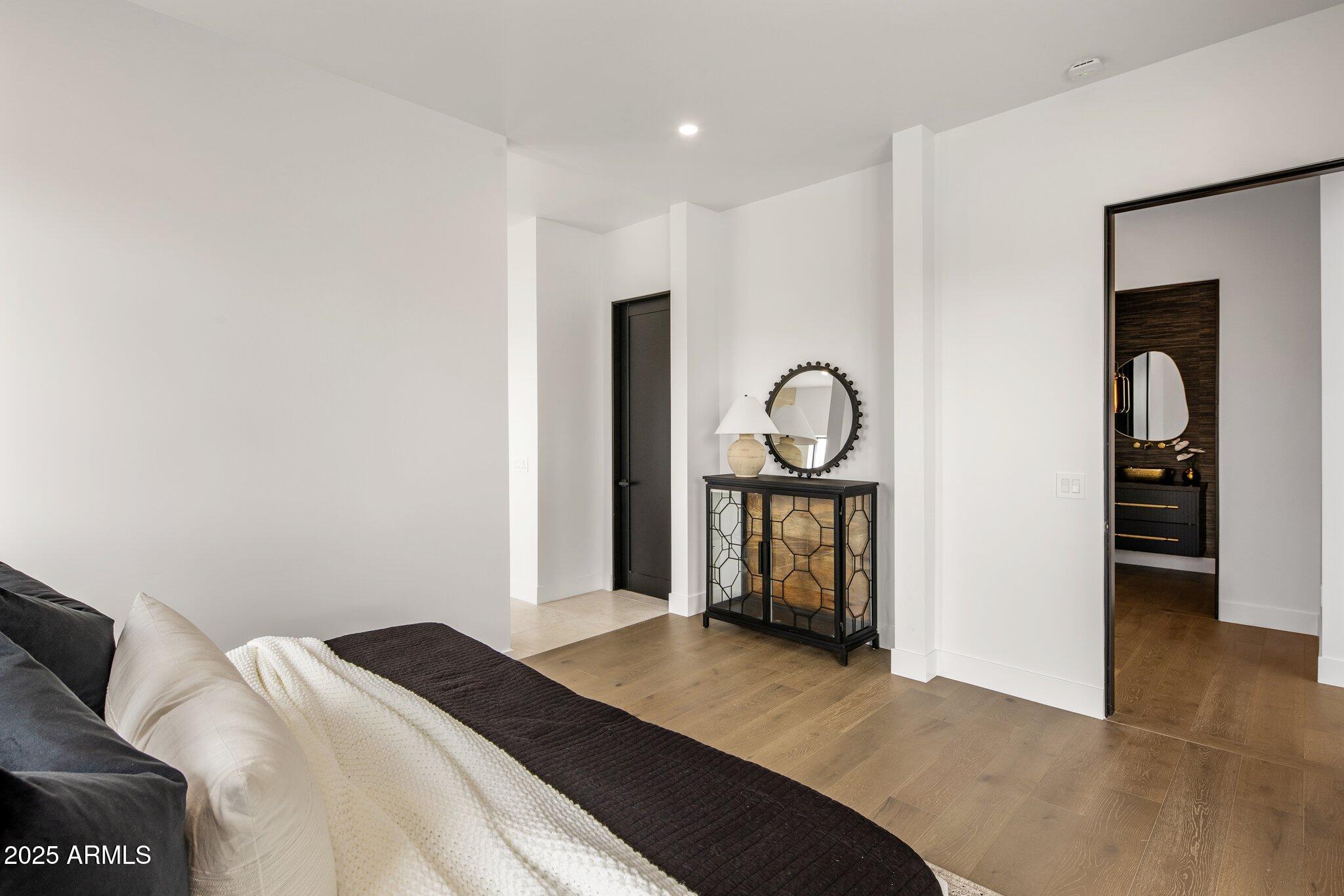 6439 E EUGIE Terrace