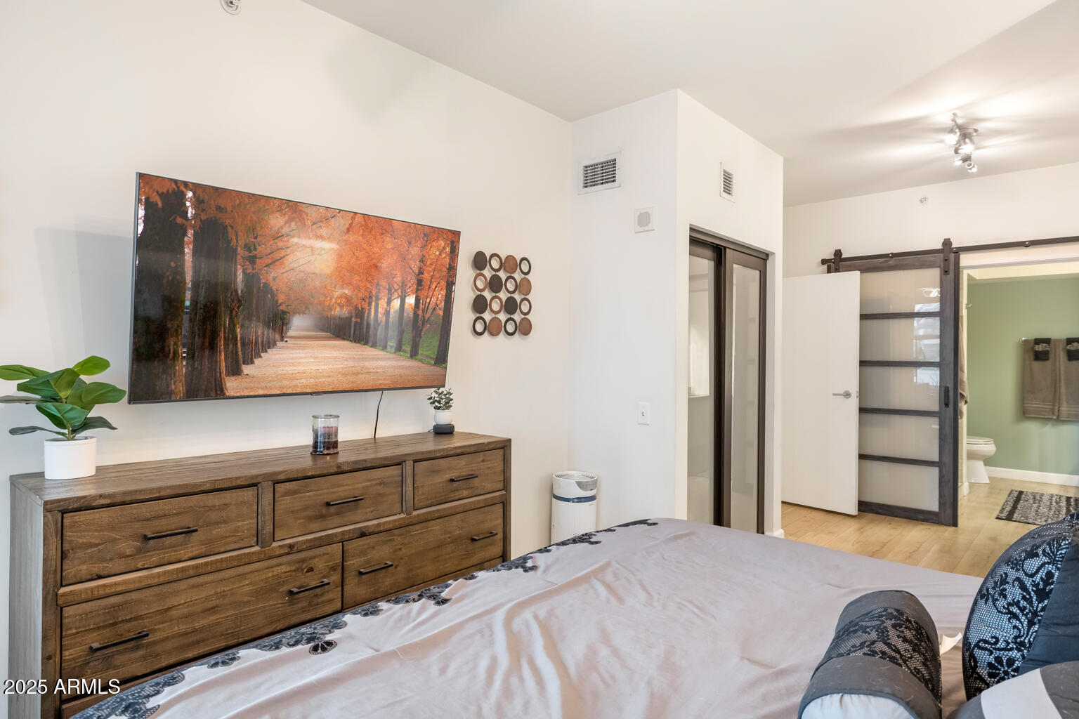 4808 N 24TH Street, 303