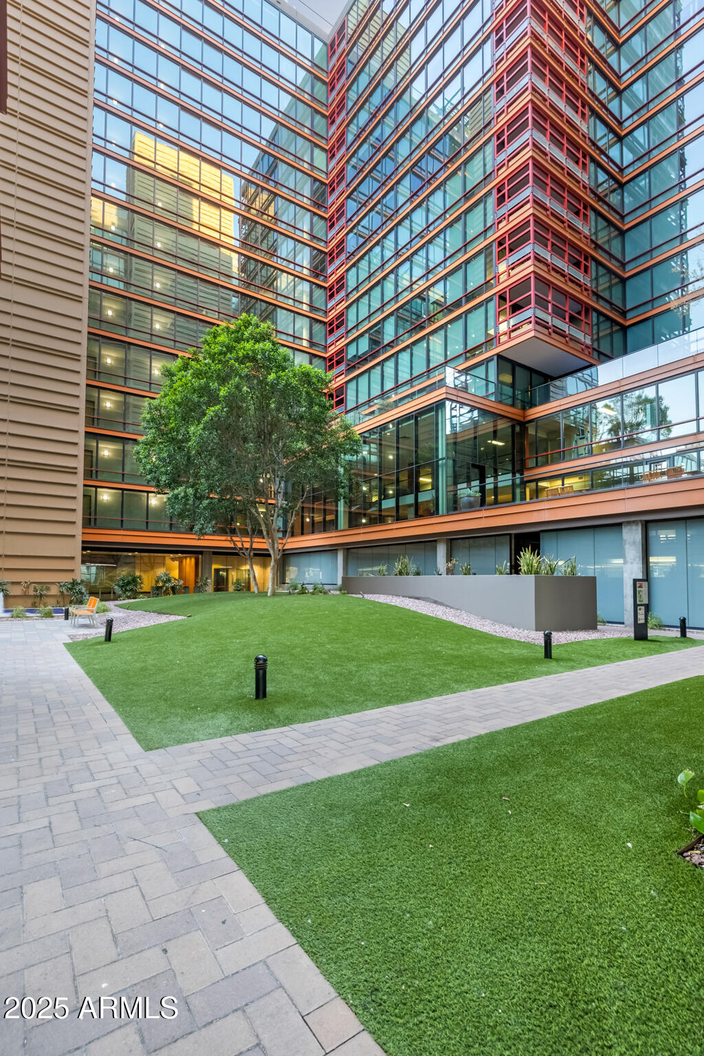 4808 N 24TH Street, 303