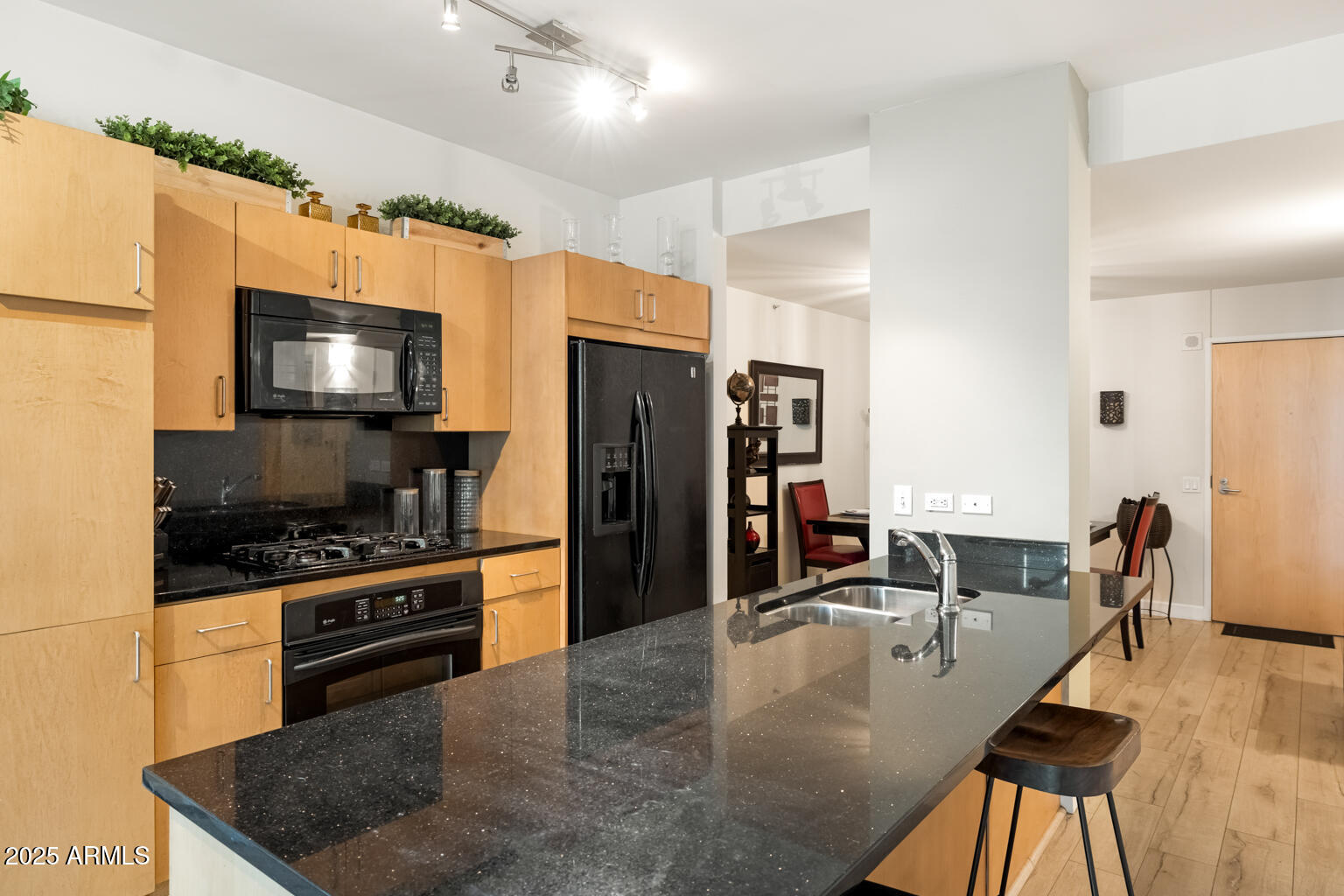 4808 N 24TH Street, 303