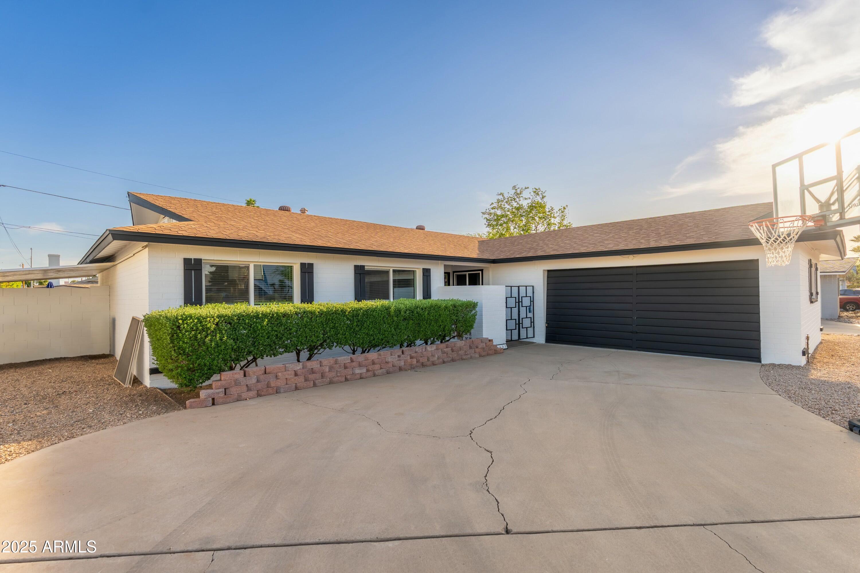 8431 E ROSE Lane, Scottsdale