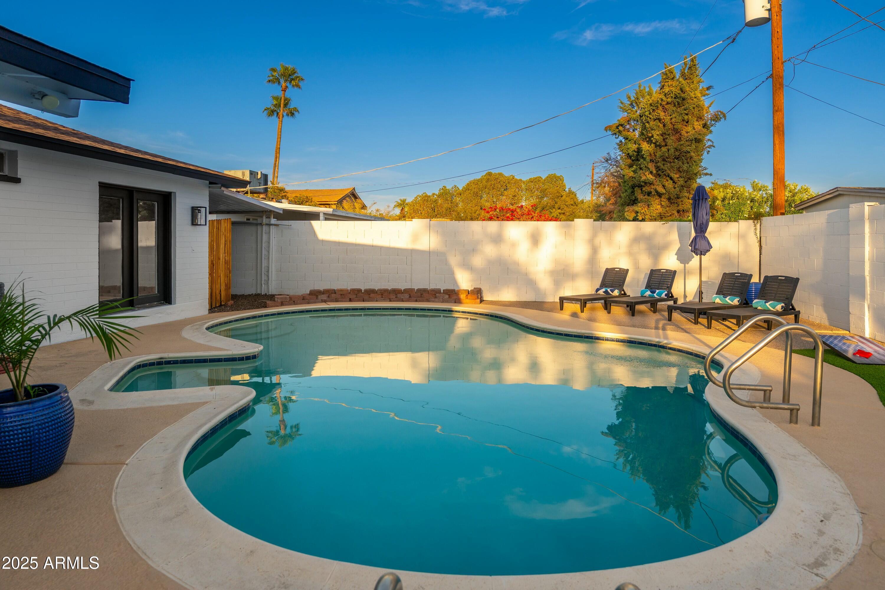 8431 E ROSE Lane, Scottsdale