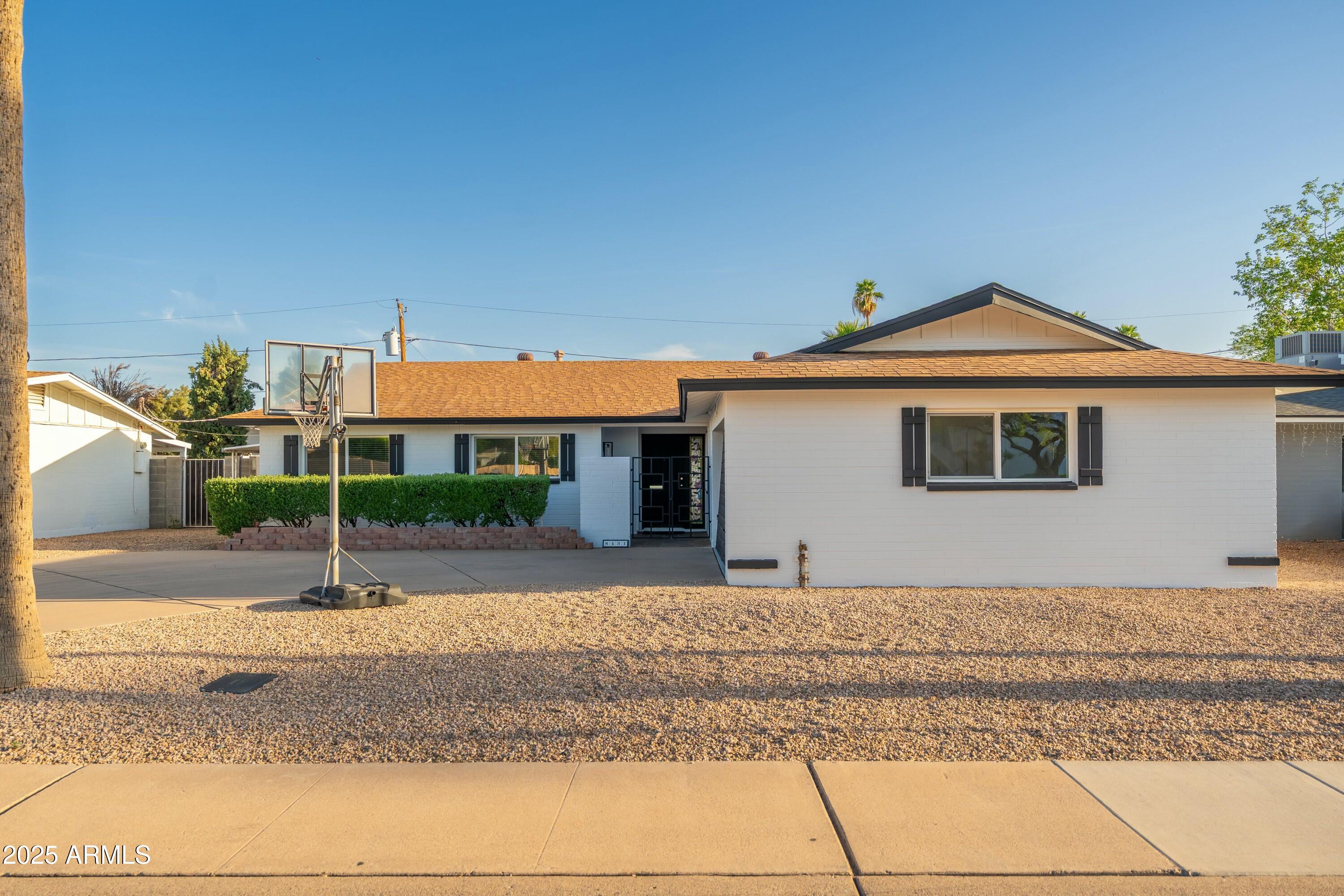 8431 E ROSE Lane, Scottsdale