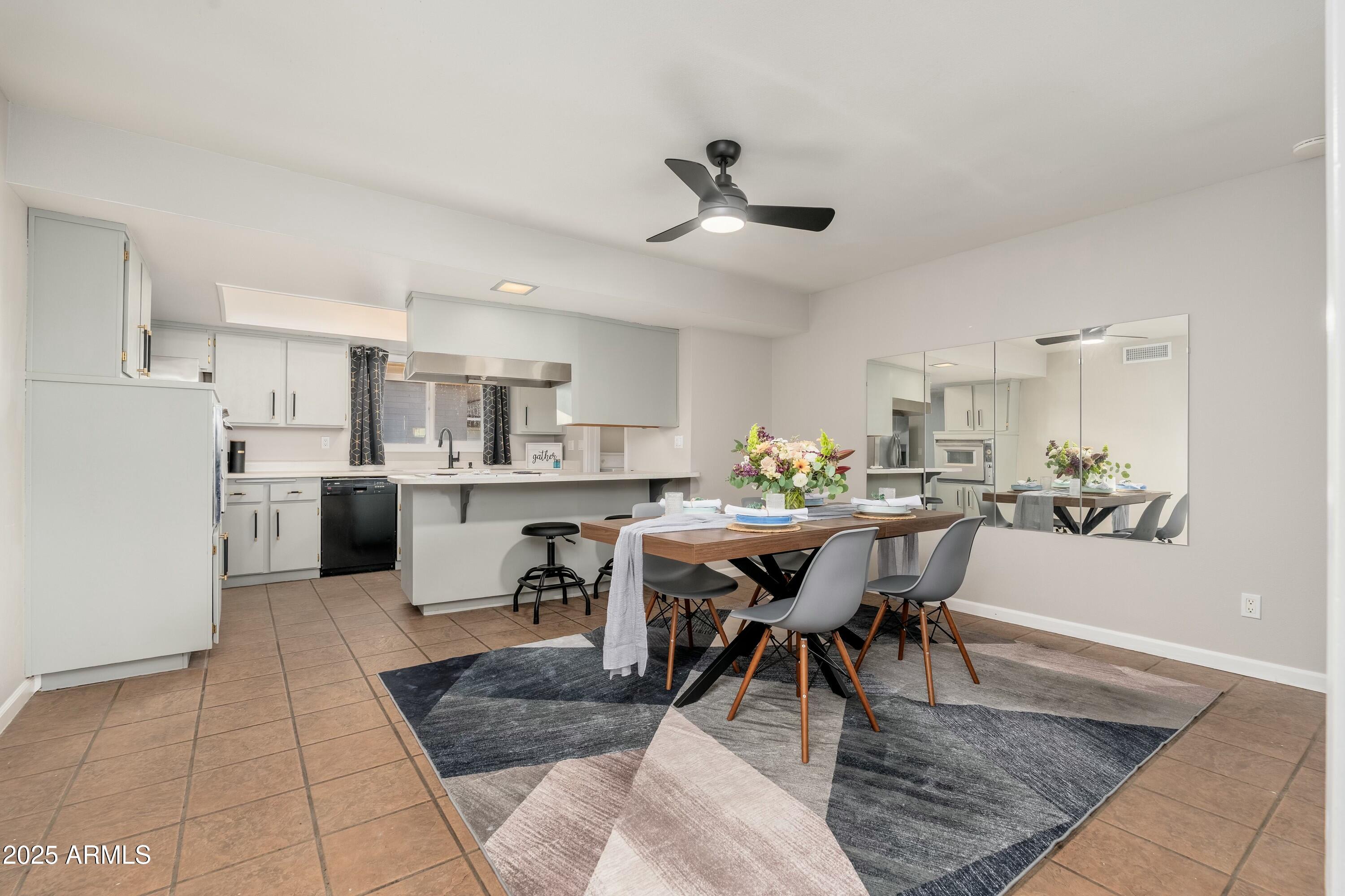 8431 E ROSE Lane, Scottsdale