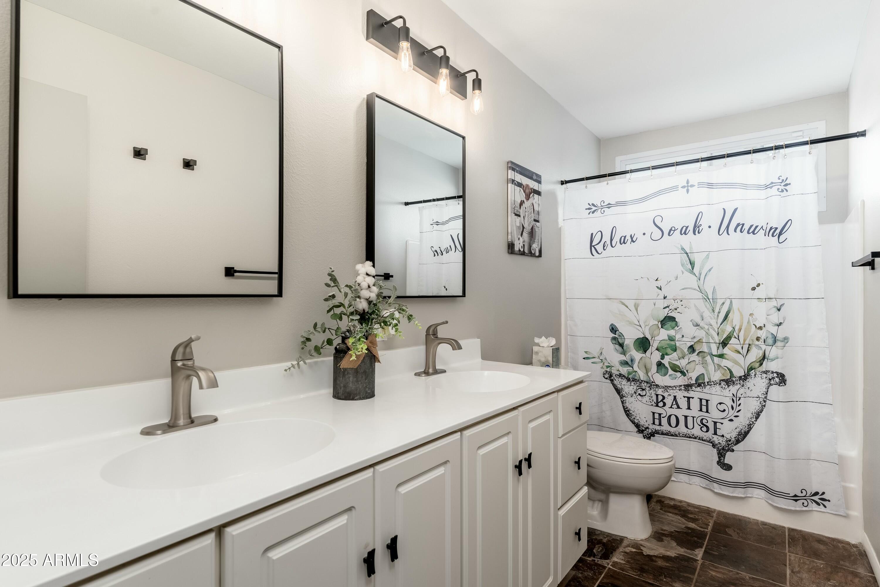 8431 E ROSE Lane, Scottsdale