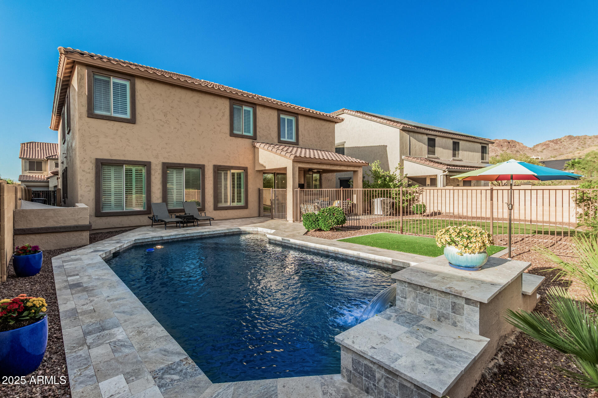 9113 W WHITE FEATHER Lane