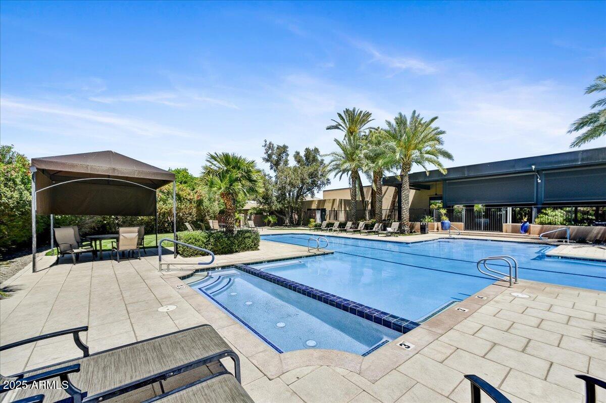 7700 E GAINEY RANCH Road, 124