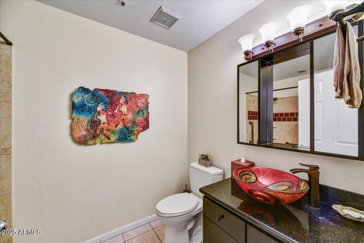 7700 E GAINEY RANCH Road, 124