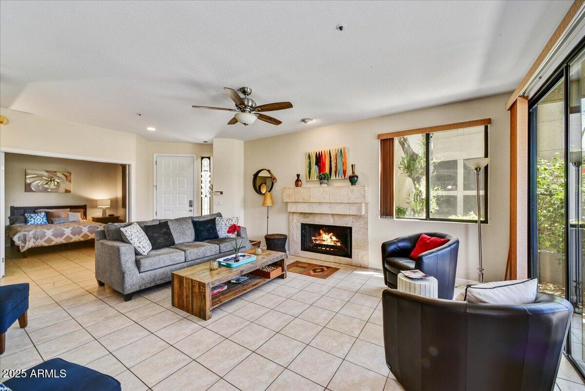 7700 E GAINEY RANCH Road, 124