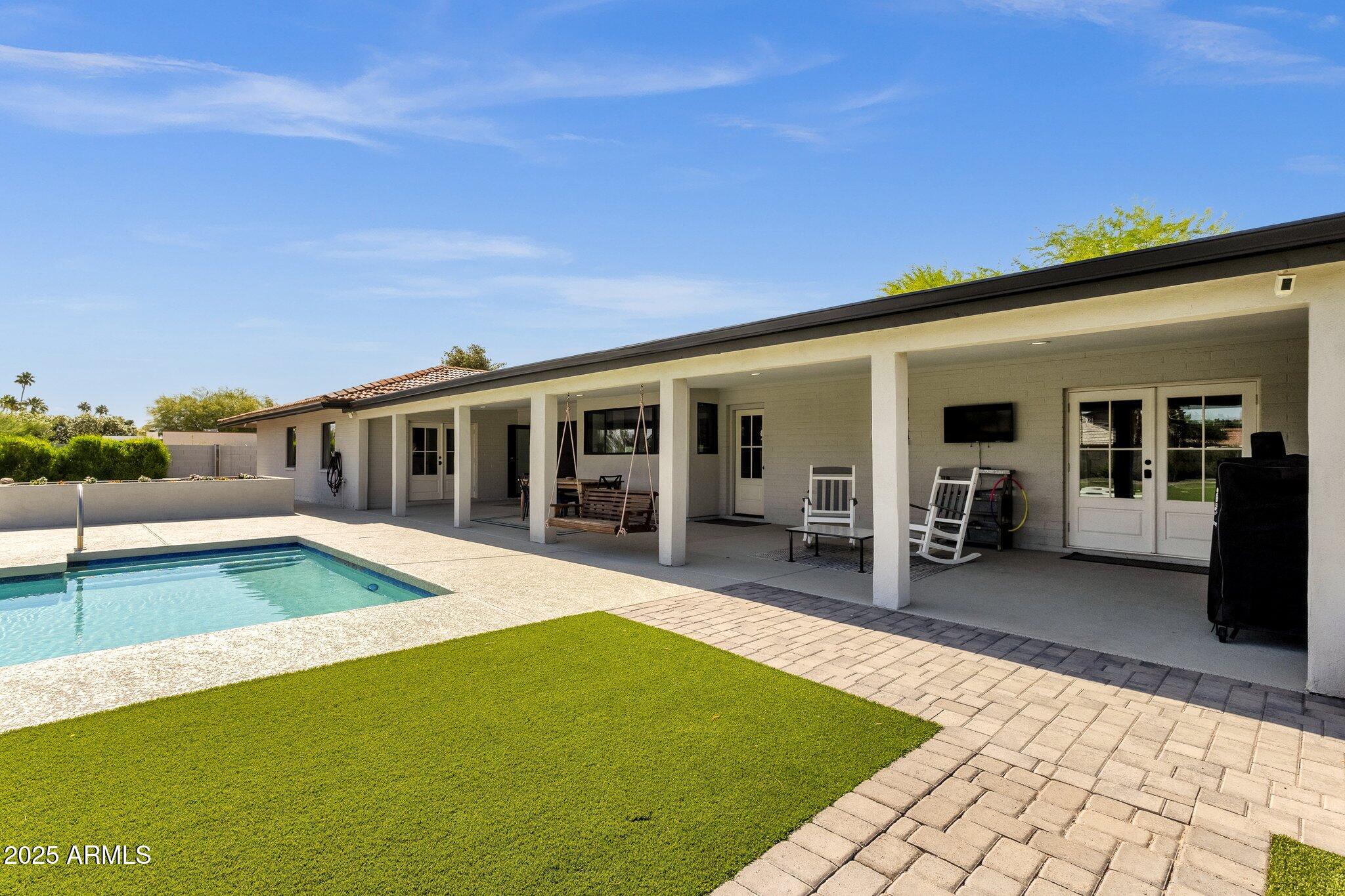 5112 E CHOLLA Street