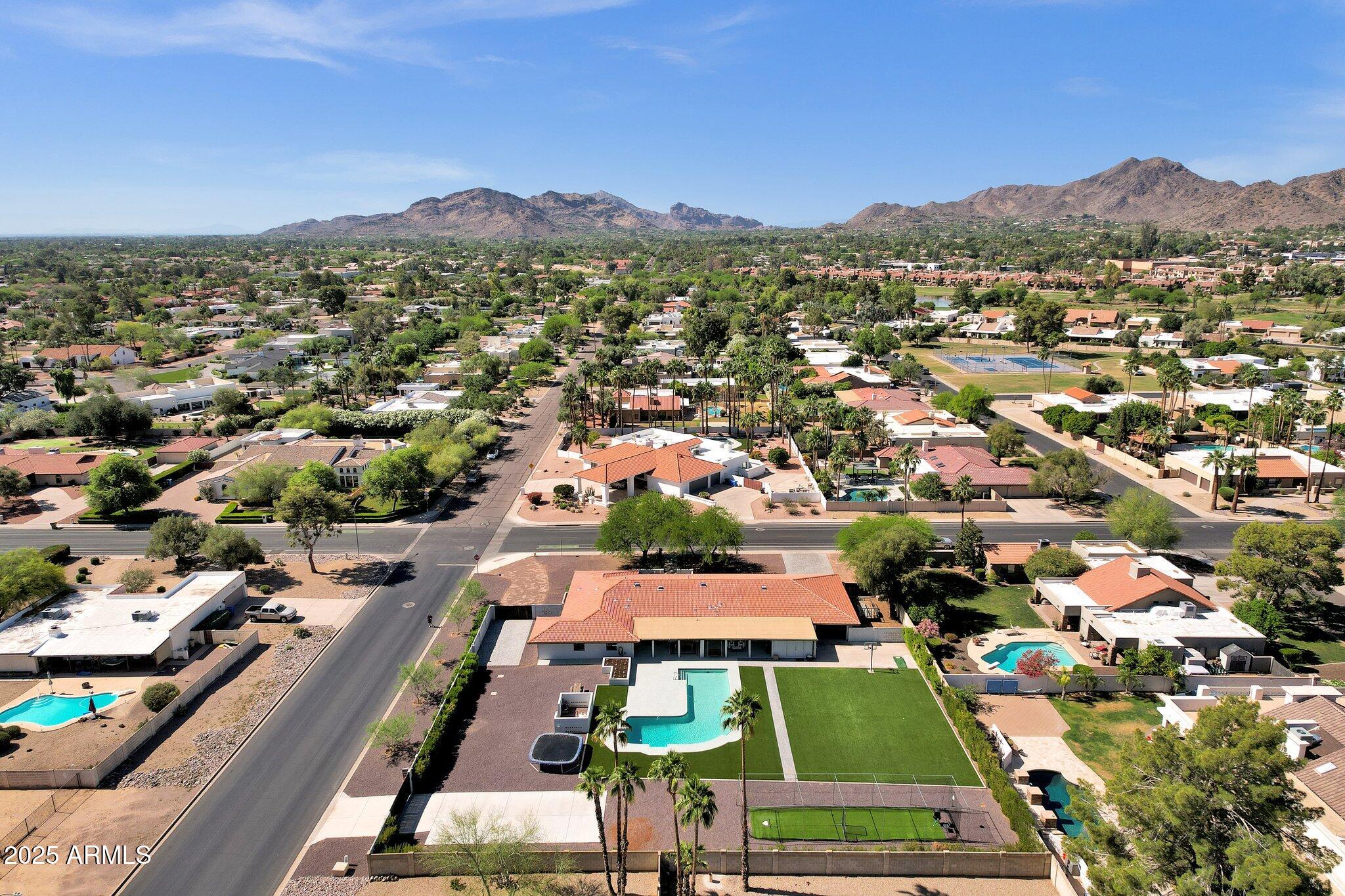 5112 E CHOLLA Street