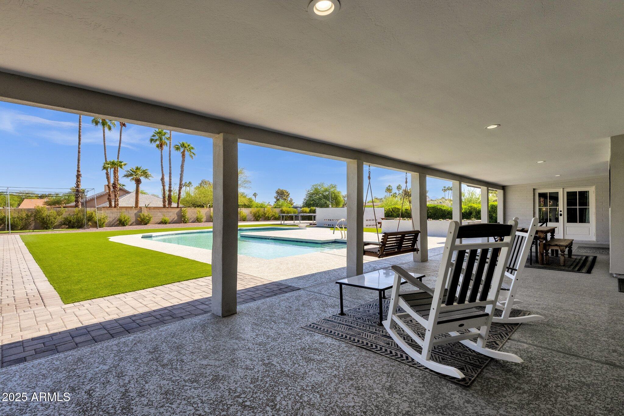 5112 E CHOLLA Street