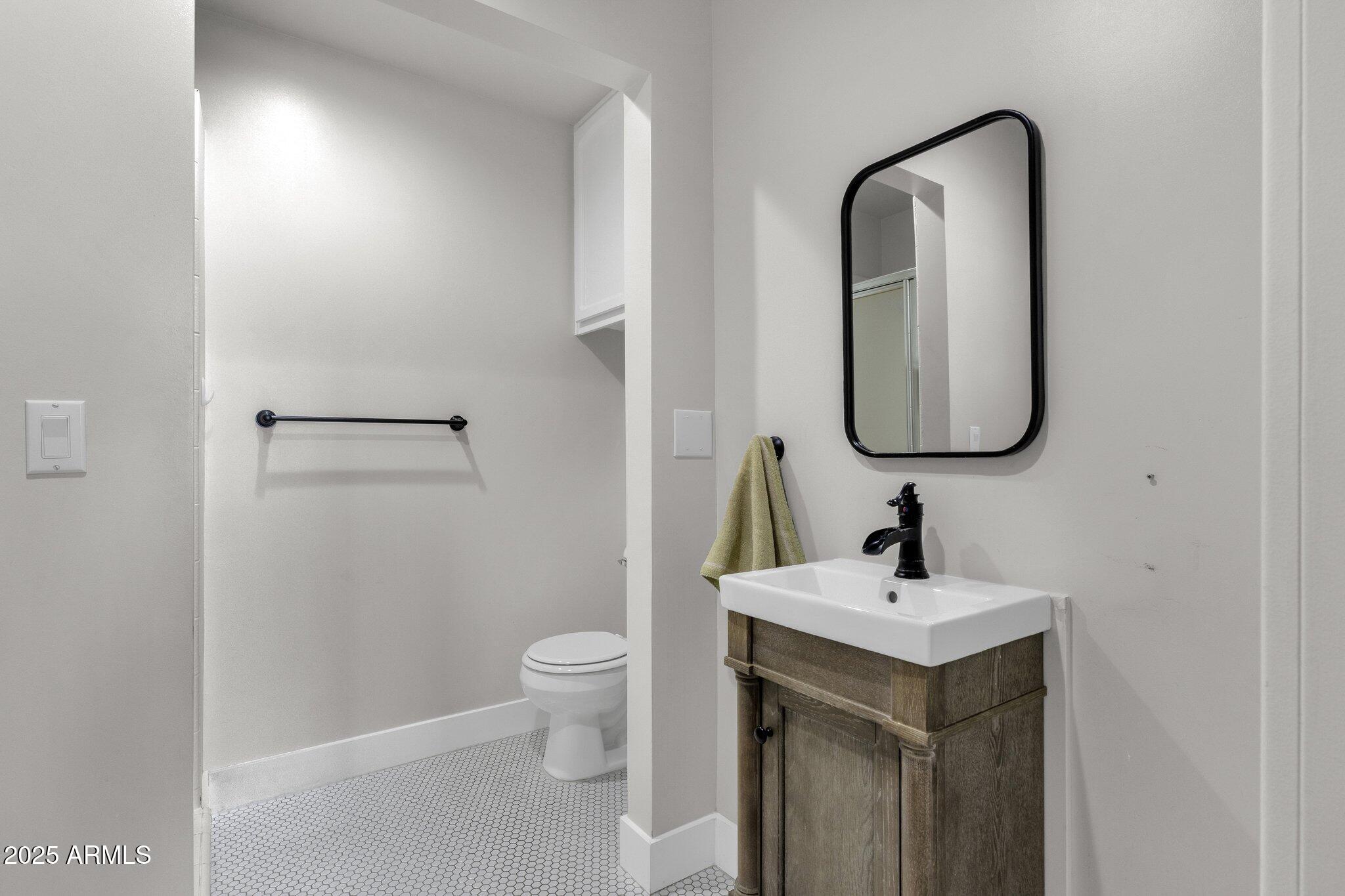 5112 E CHOLLA Street