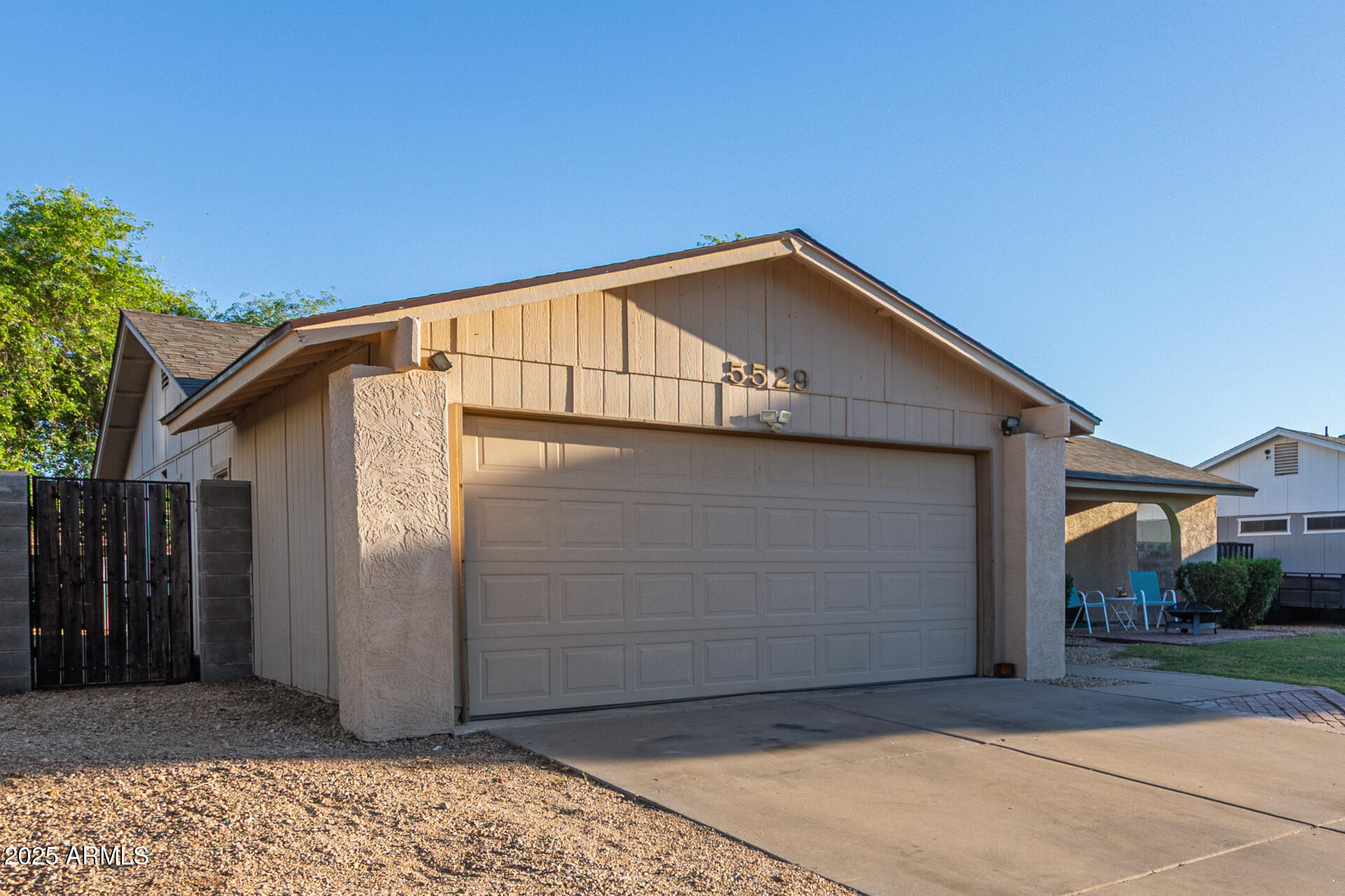 5529 W VILLA MARIA Drive