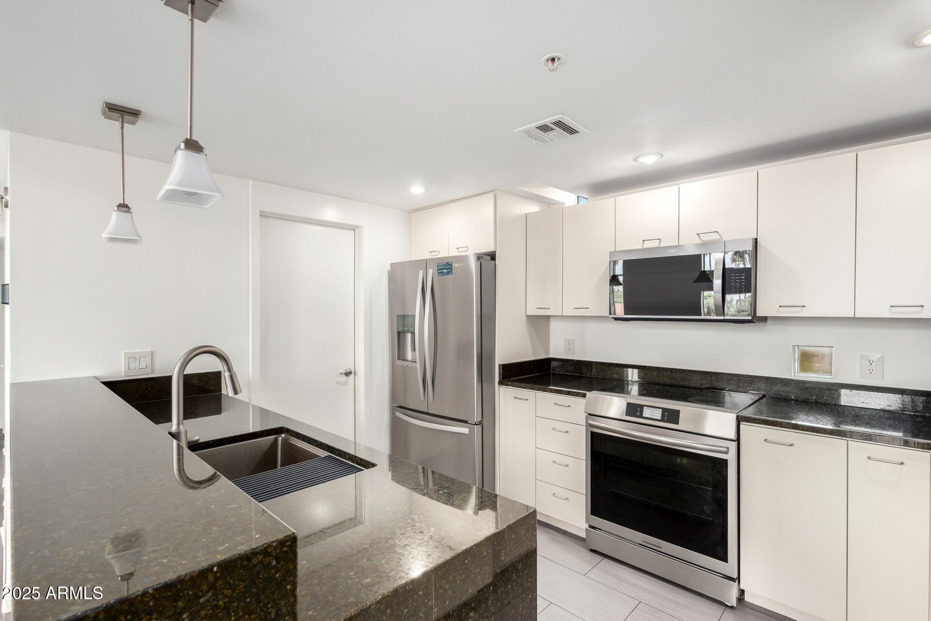 1111 W UNIVERSITY Drive, 3016, Tempe Unit: 3016