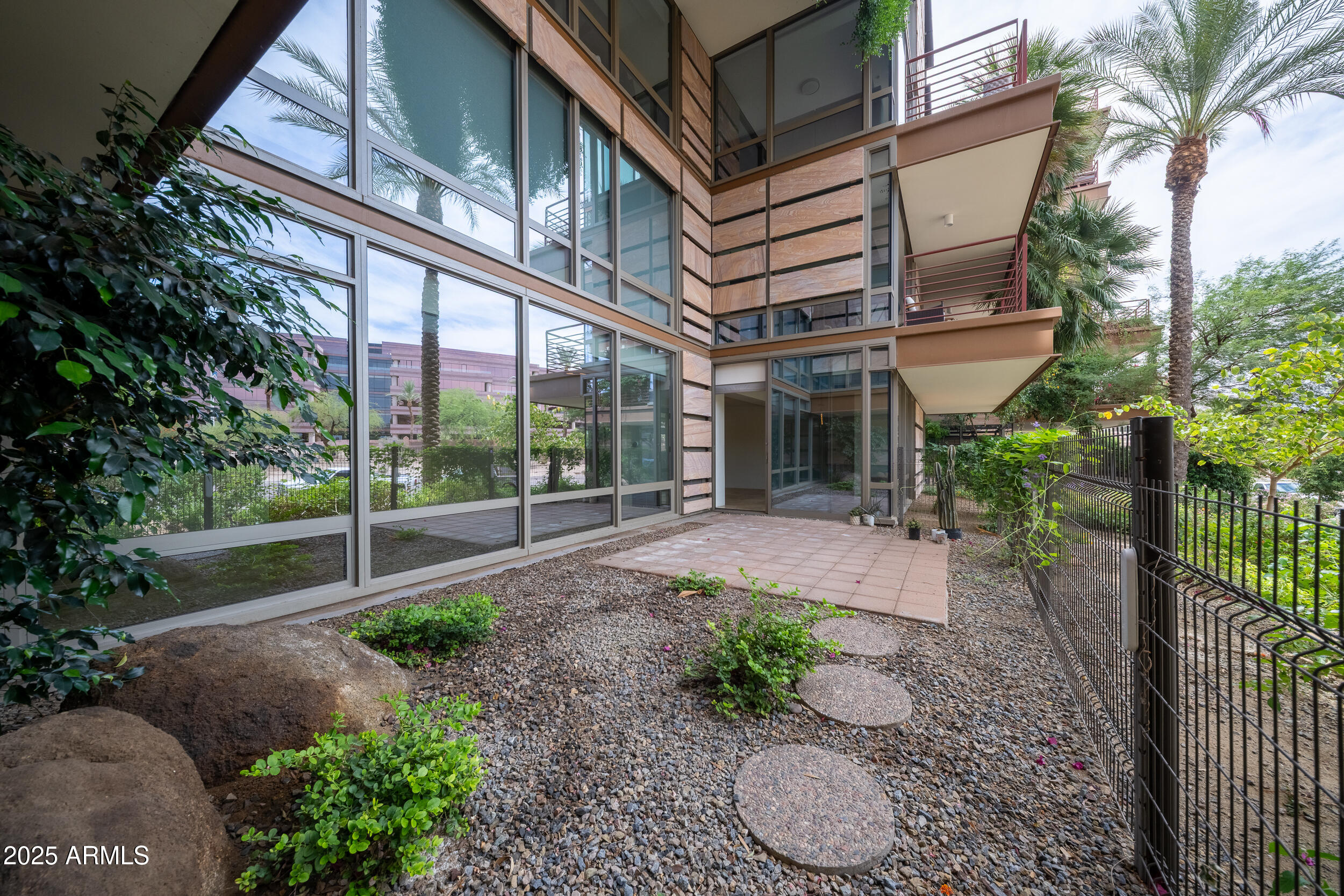 7161 E RANCHO VISTA Drive, 1009