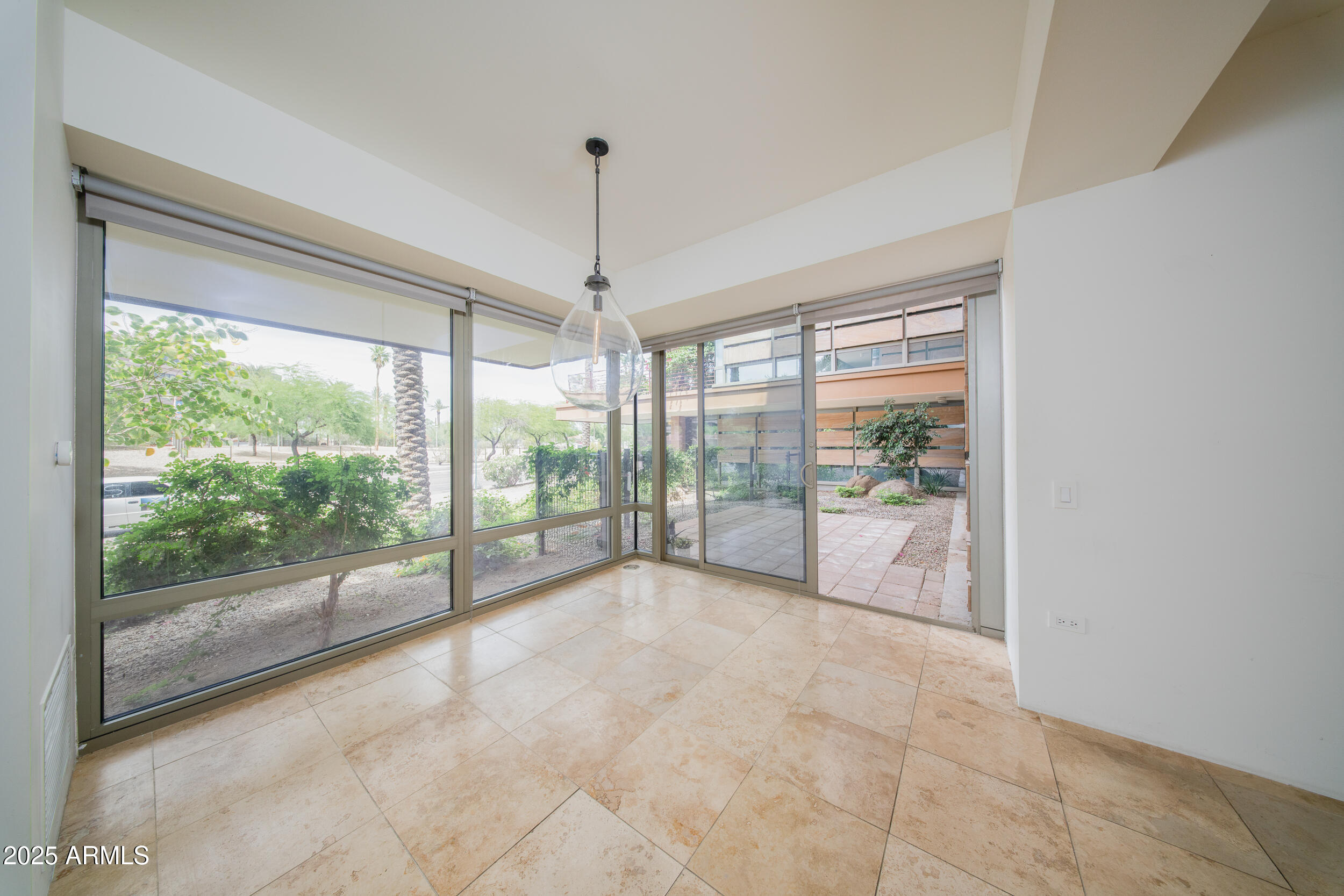 7161 E RANCHO VISTA Drive, 1009