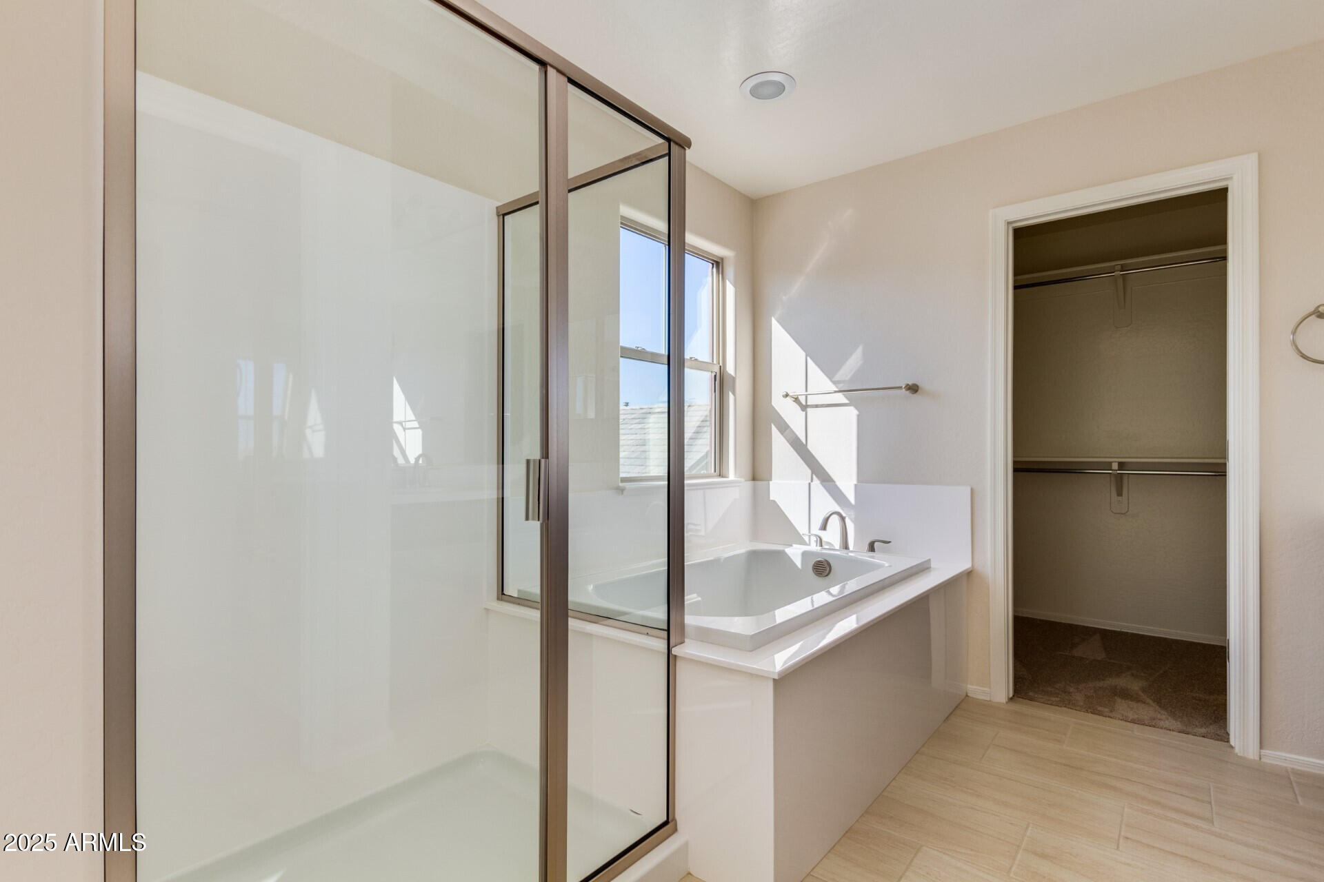 317 N 56TH Place