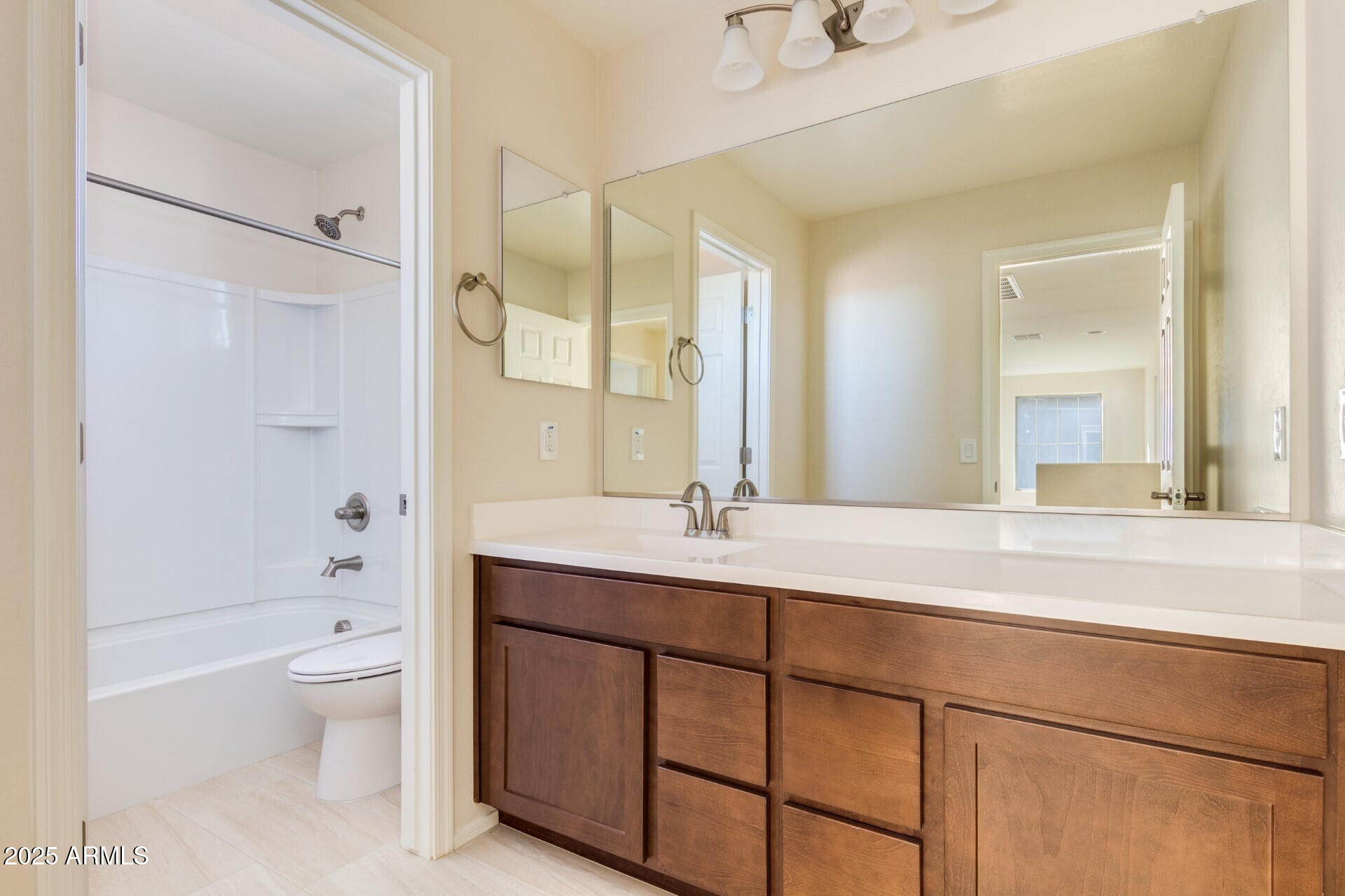 317 N 56TH Place