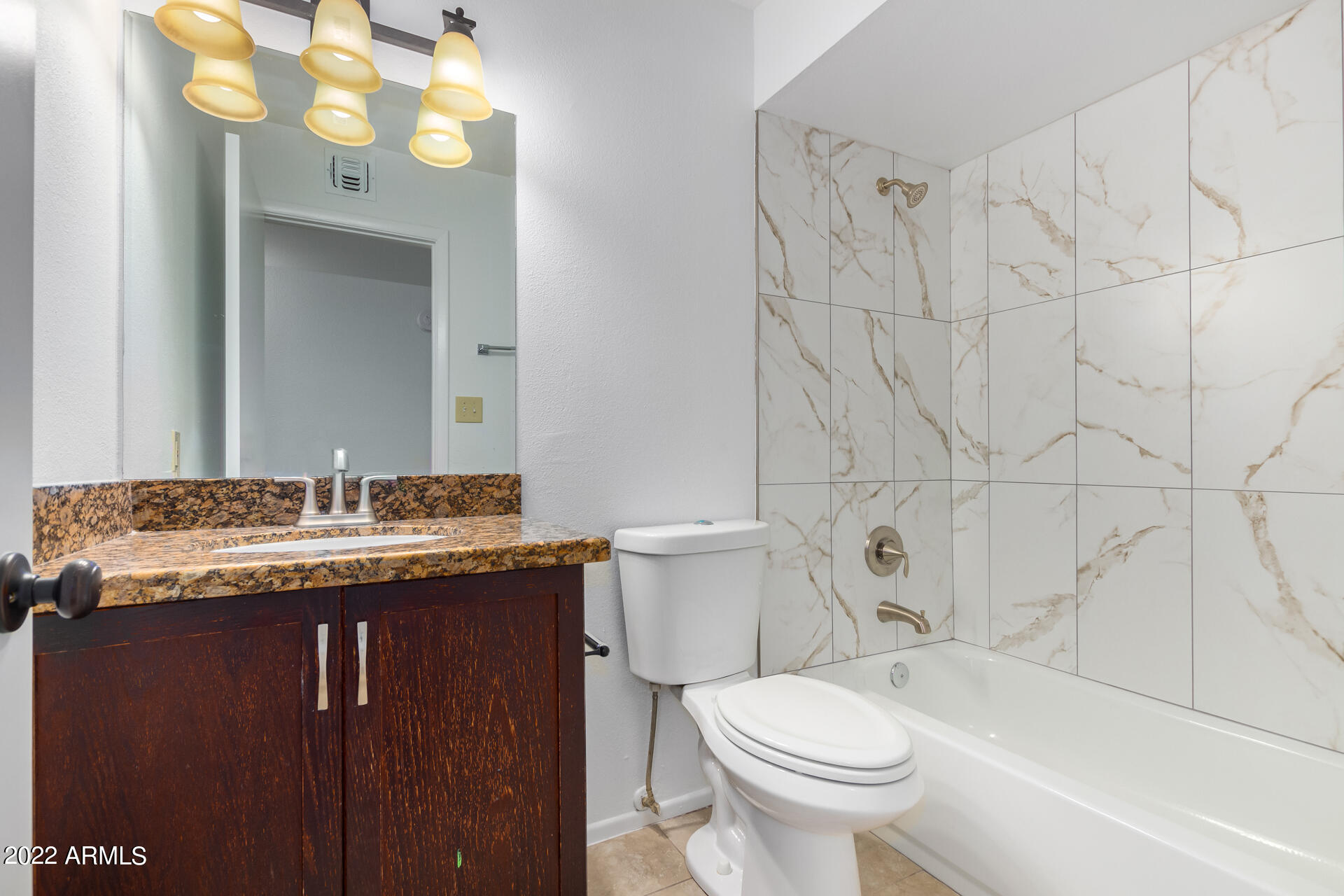 1333 W Medina Avenue