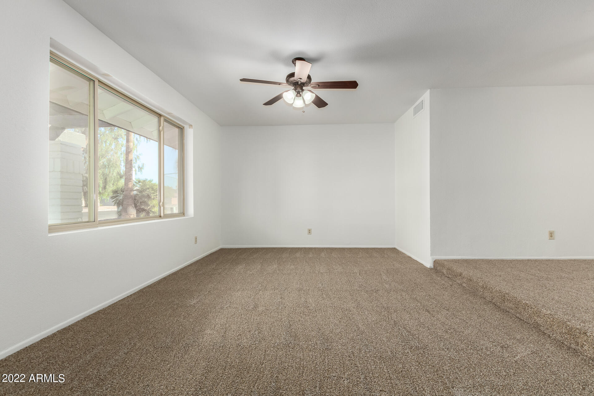 1333 W Medina Avenue