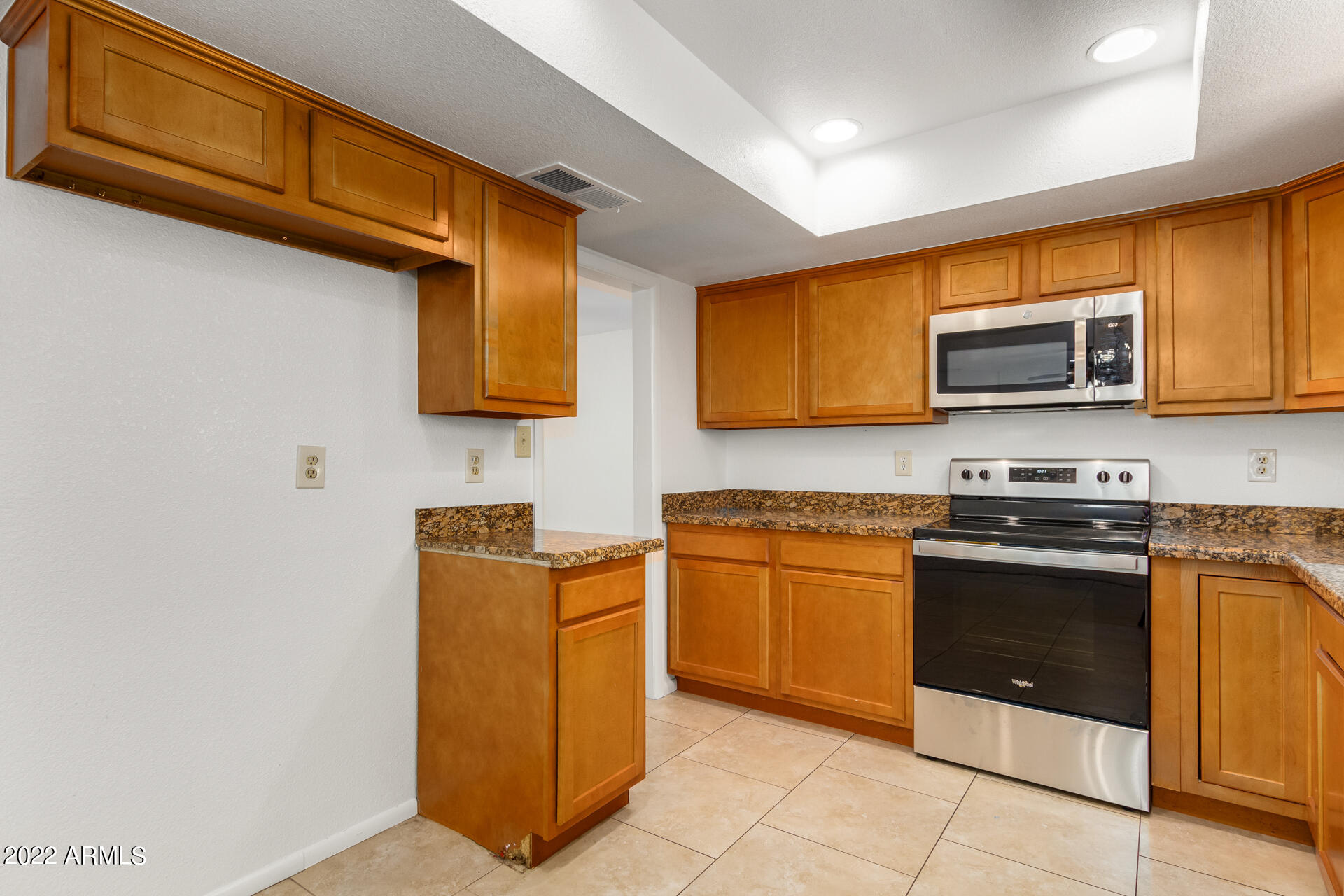 1333 W Medina Avenue