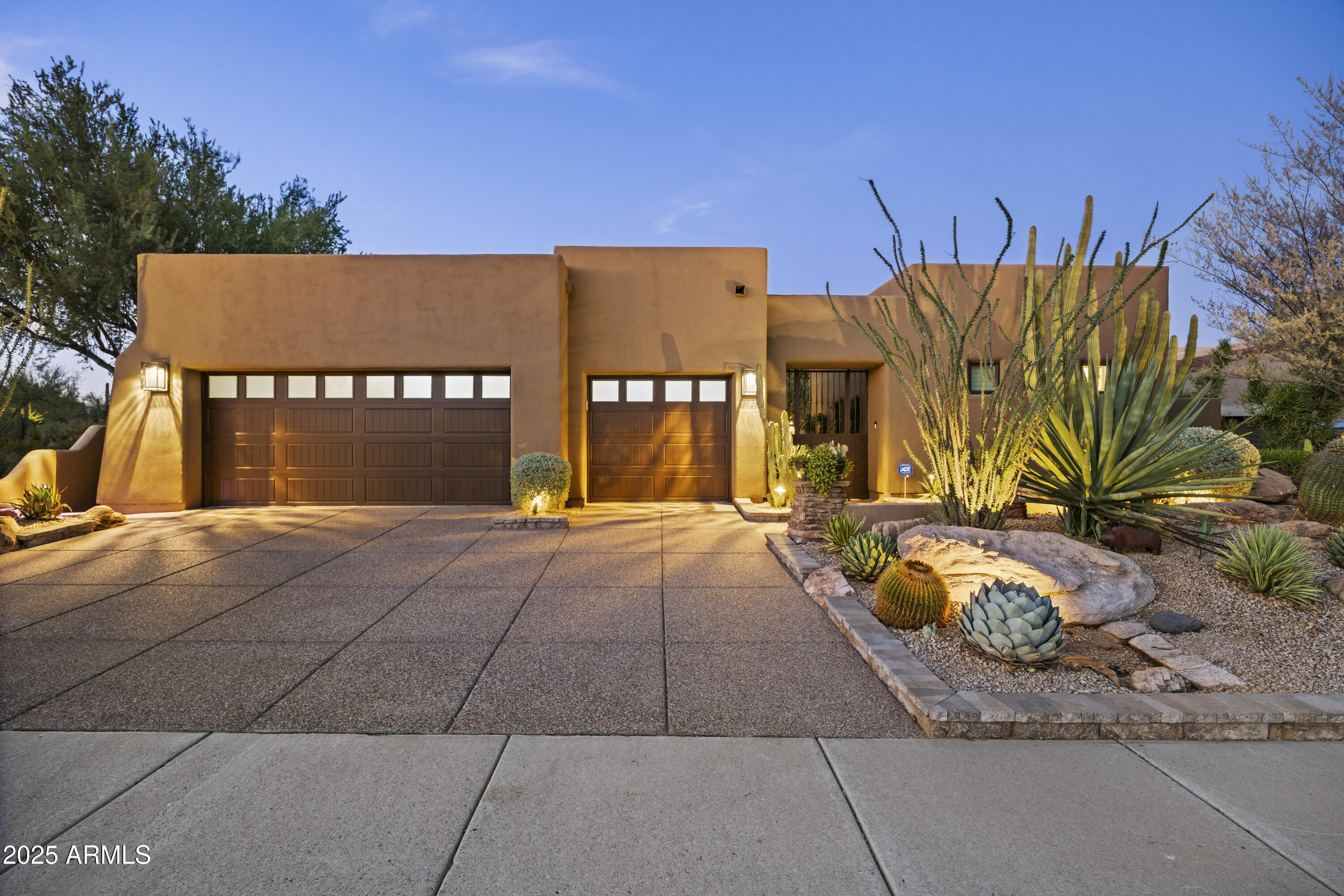 8132 E WINDWOOD Lane