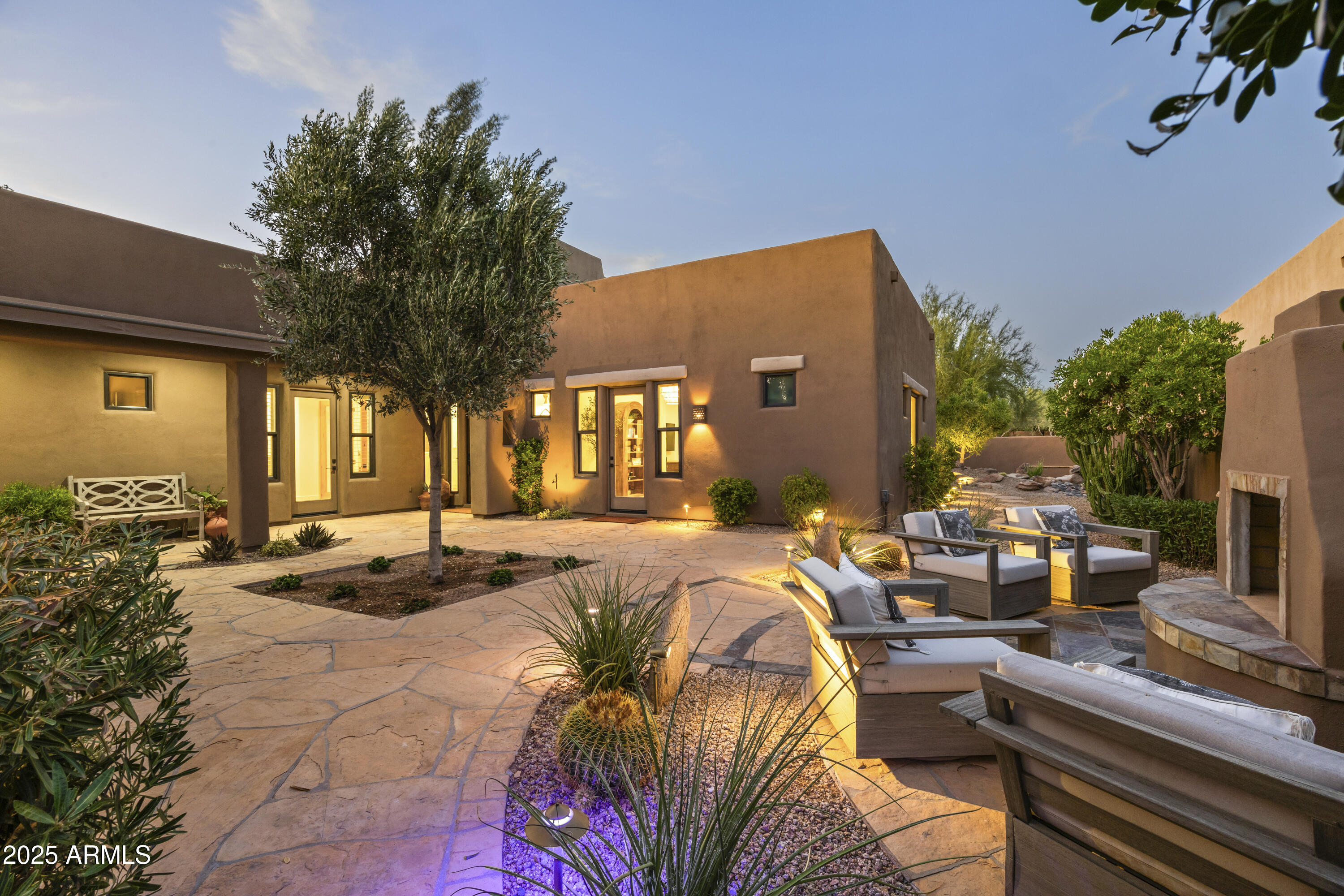 8132 E WINDWOOD Lane