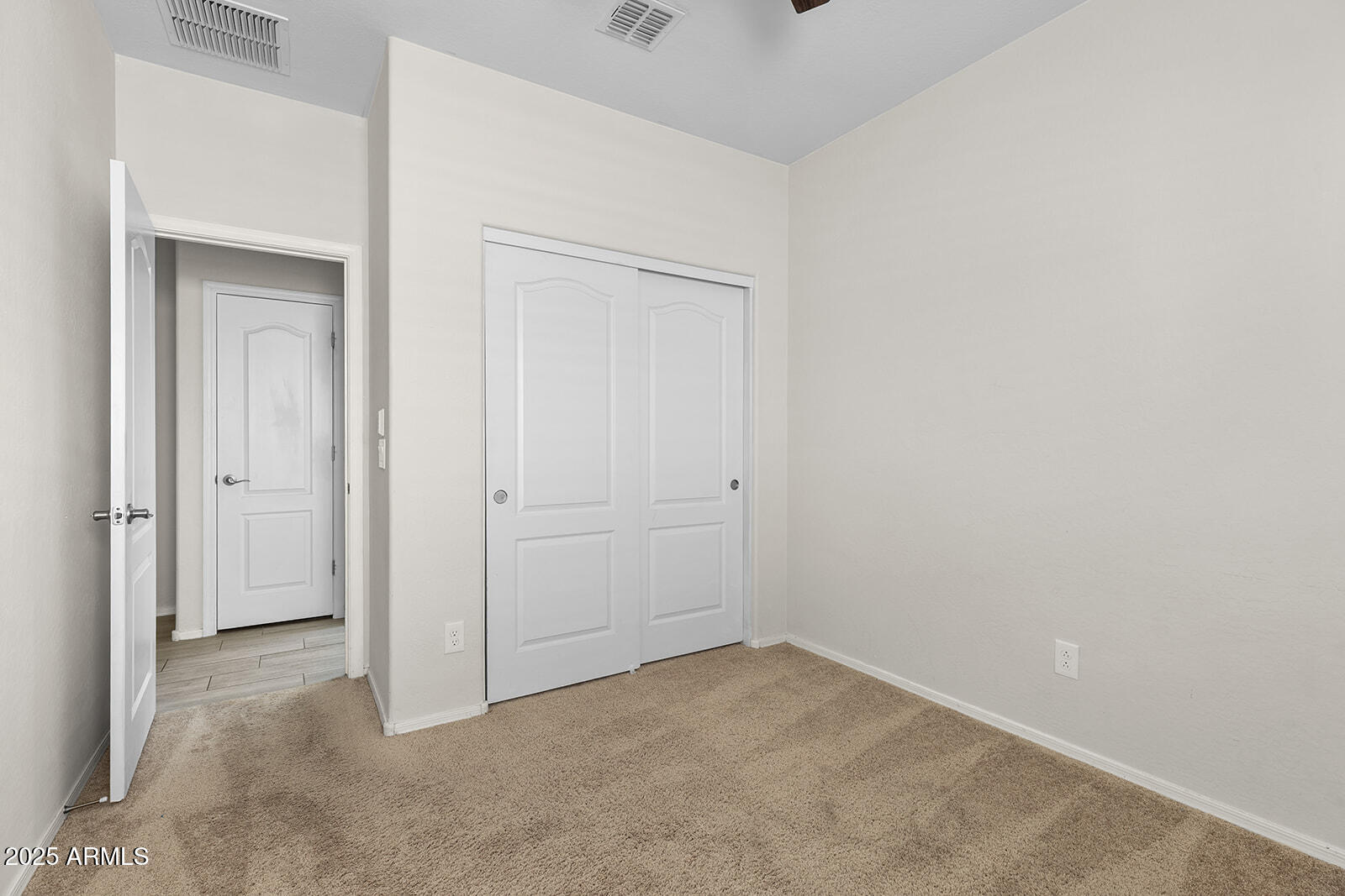1816 W SPUR Drive
