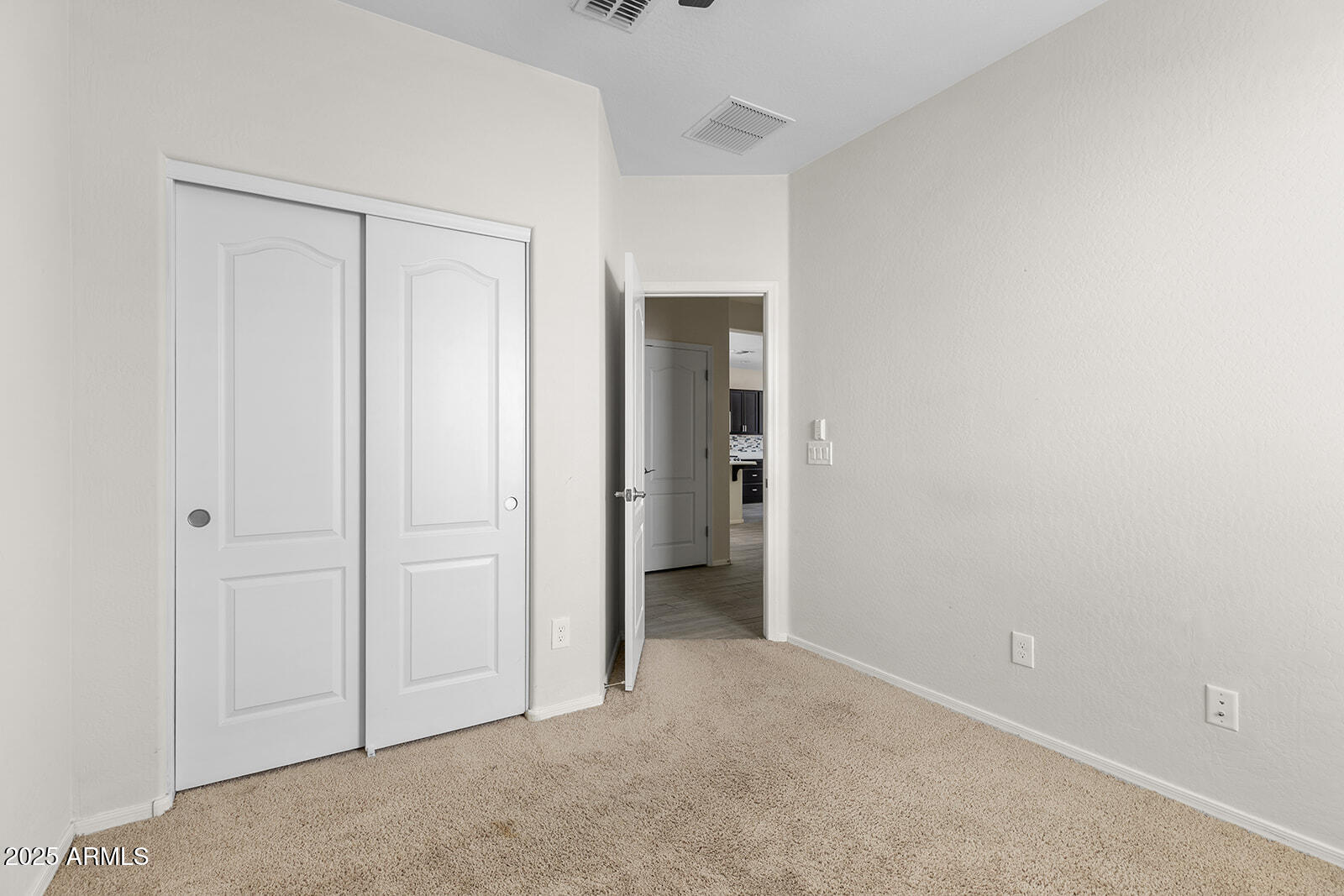 1816 W SPUR Drive