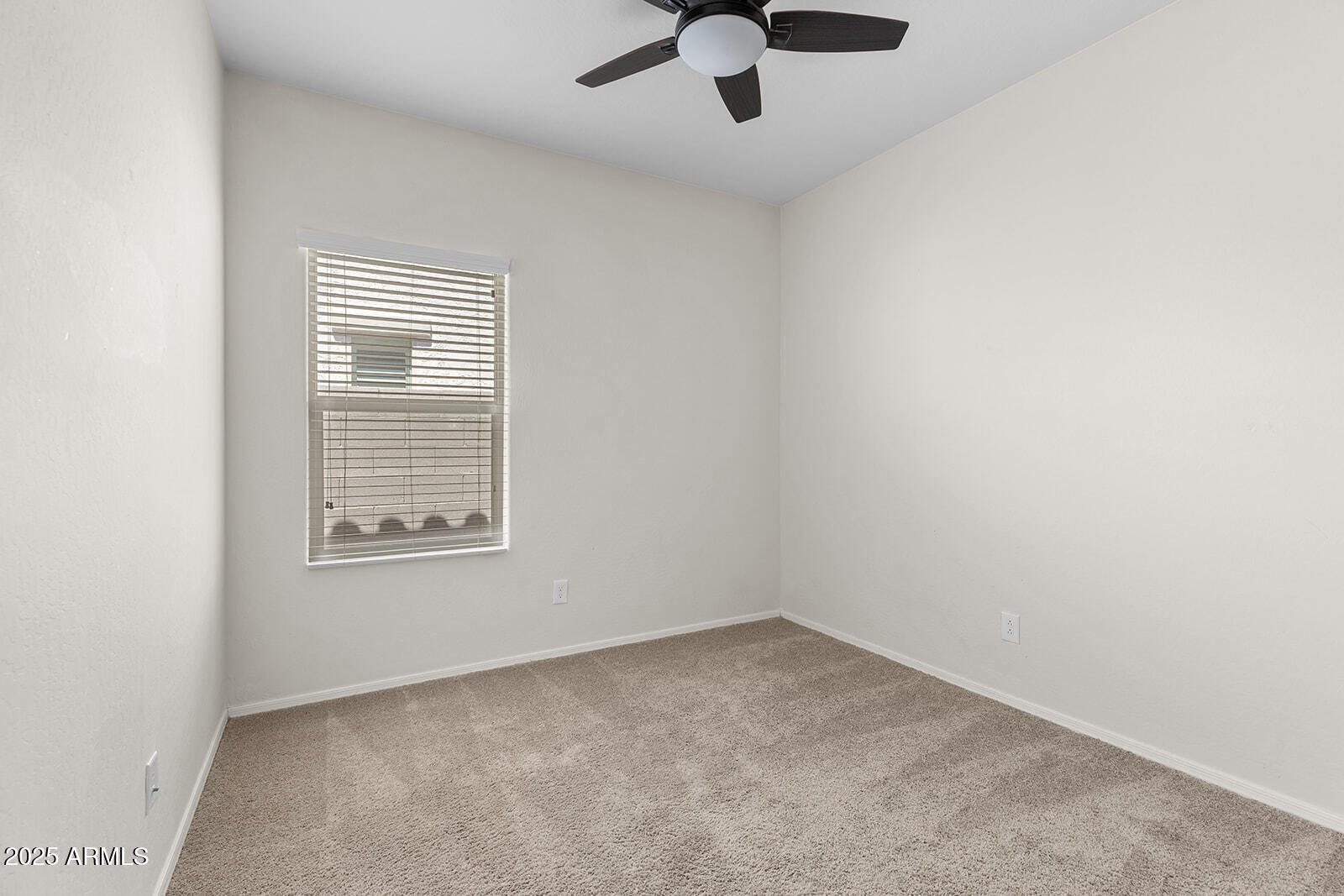 1816 W SPUR Drive