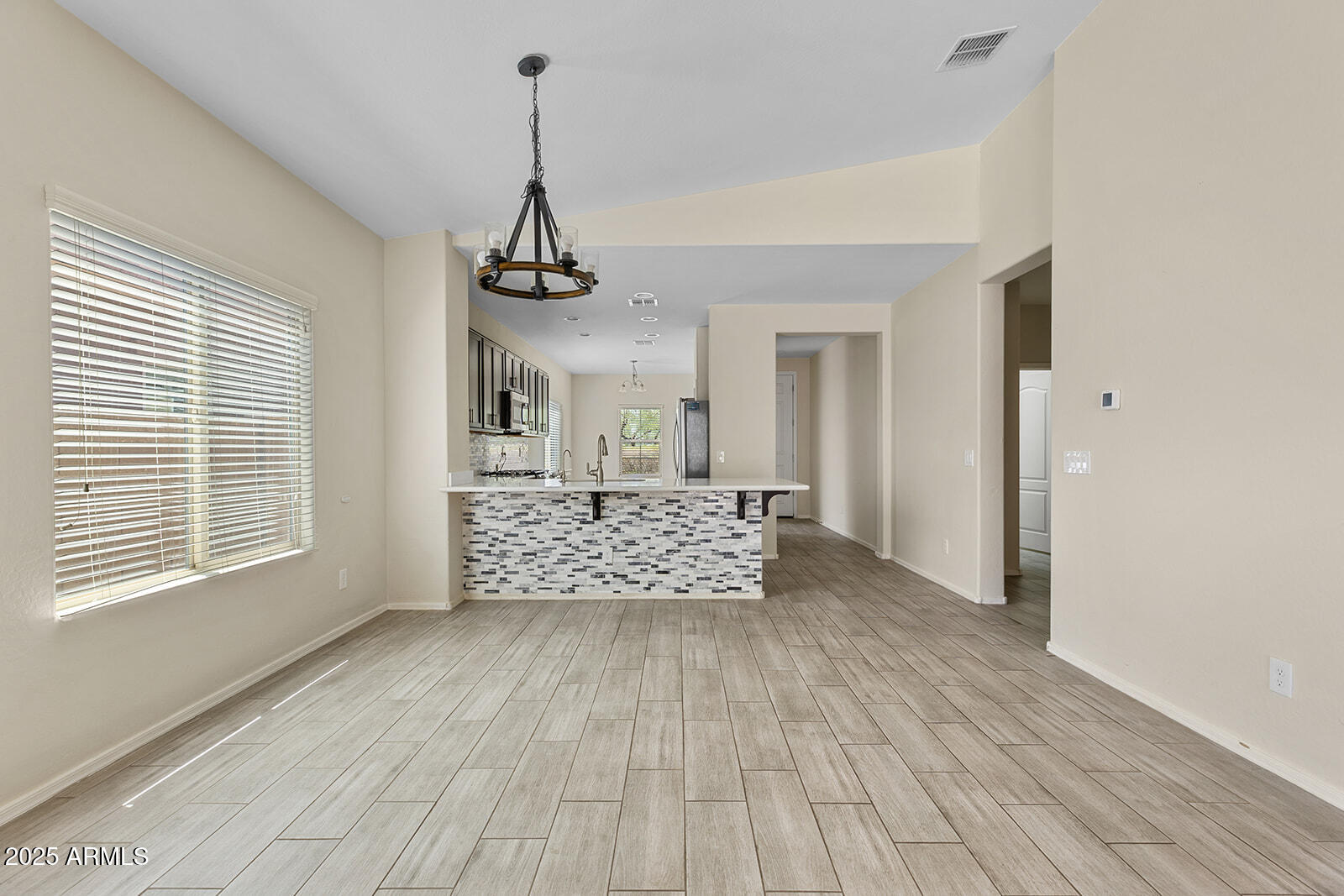 1816 W SPUR Drive