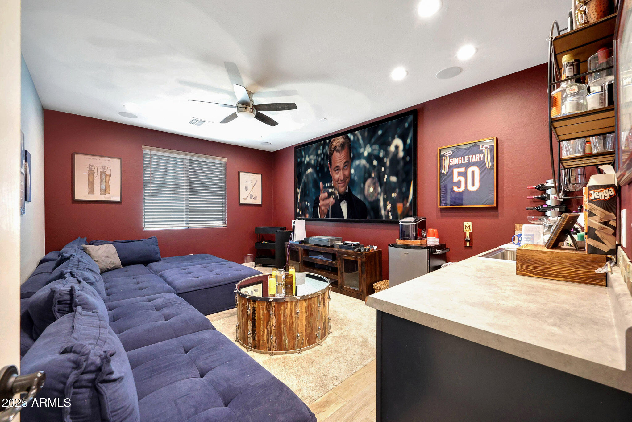 7512 W WARNER Street