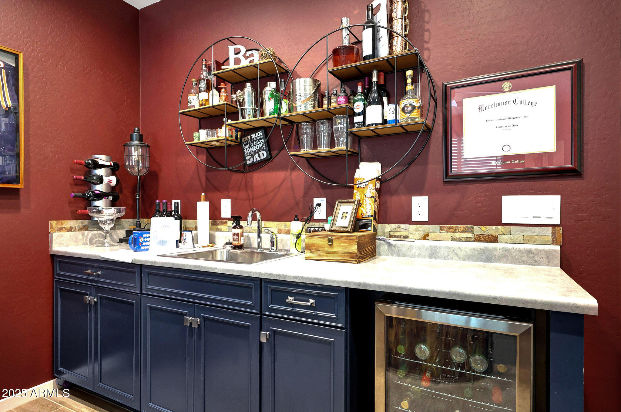 7512 W WARNER Street