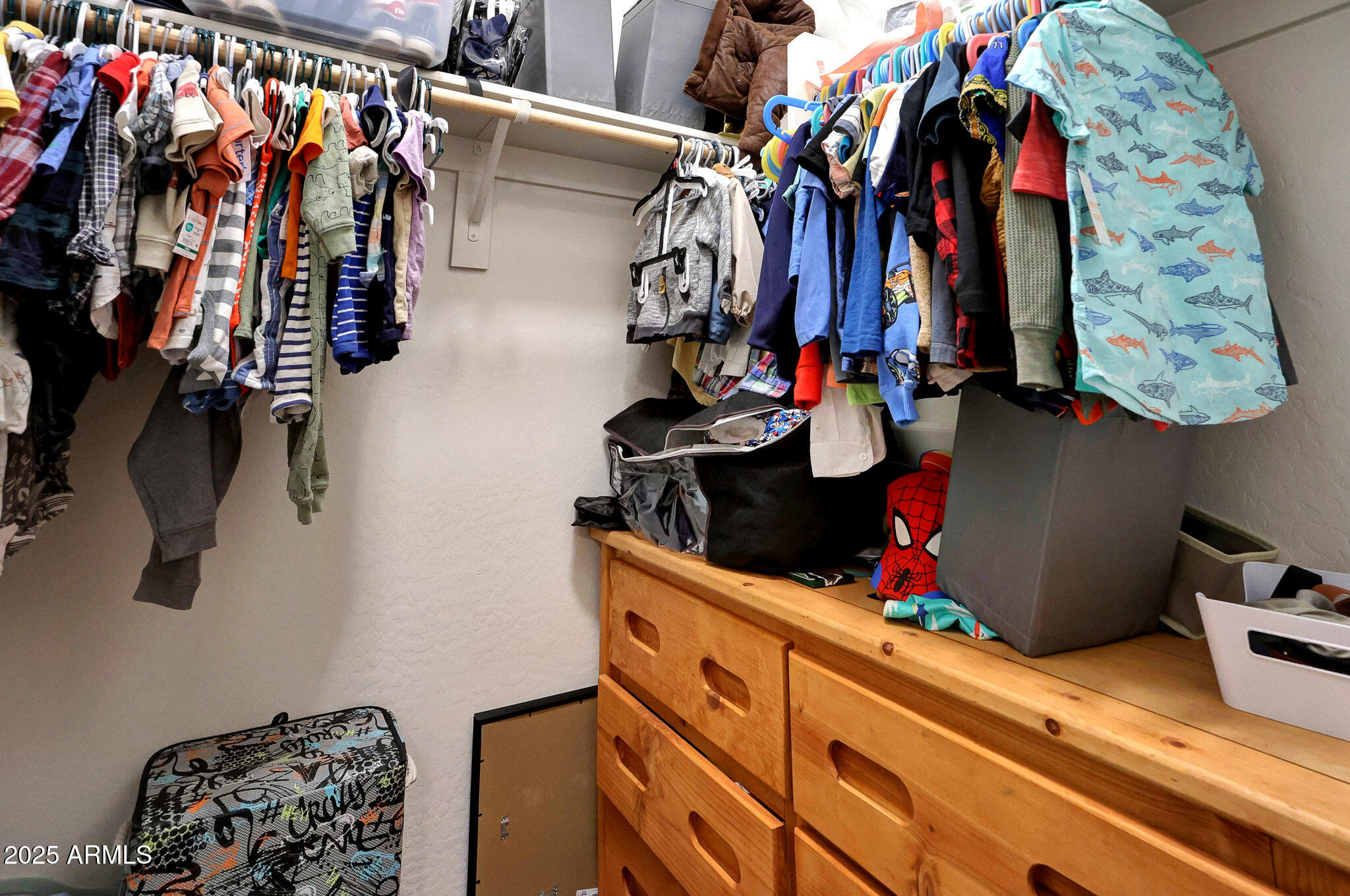 7512 W WARNER Street