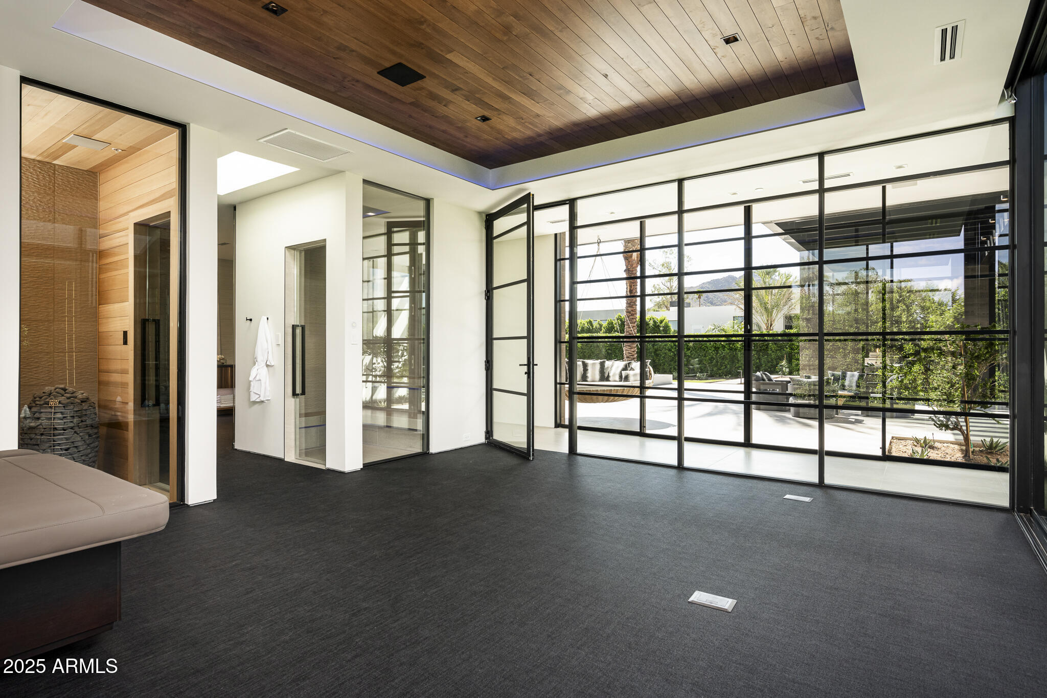 6911 E JACKRABBIT Road