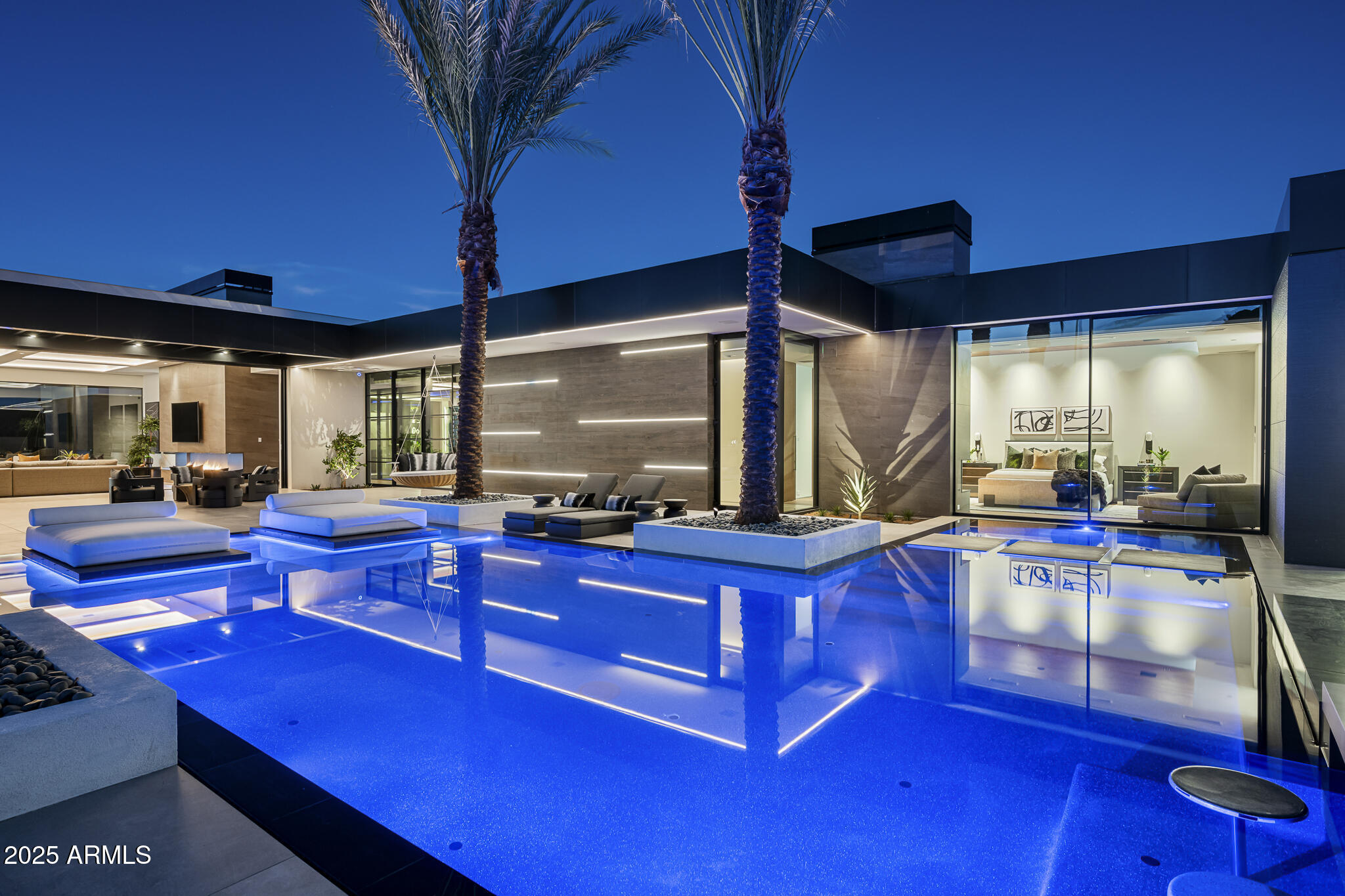 6911 E JACKRABBIT Road