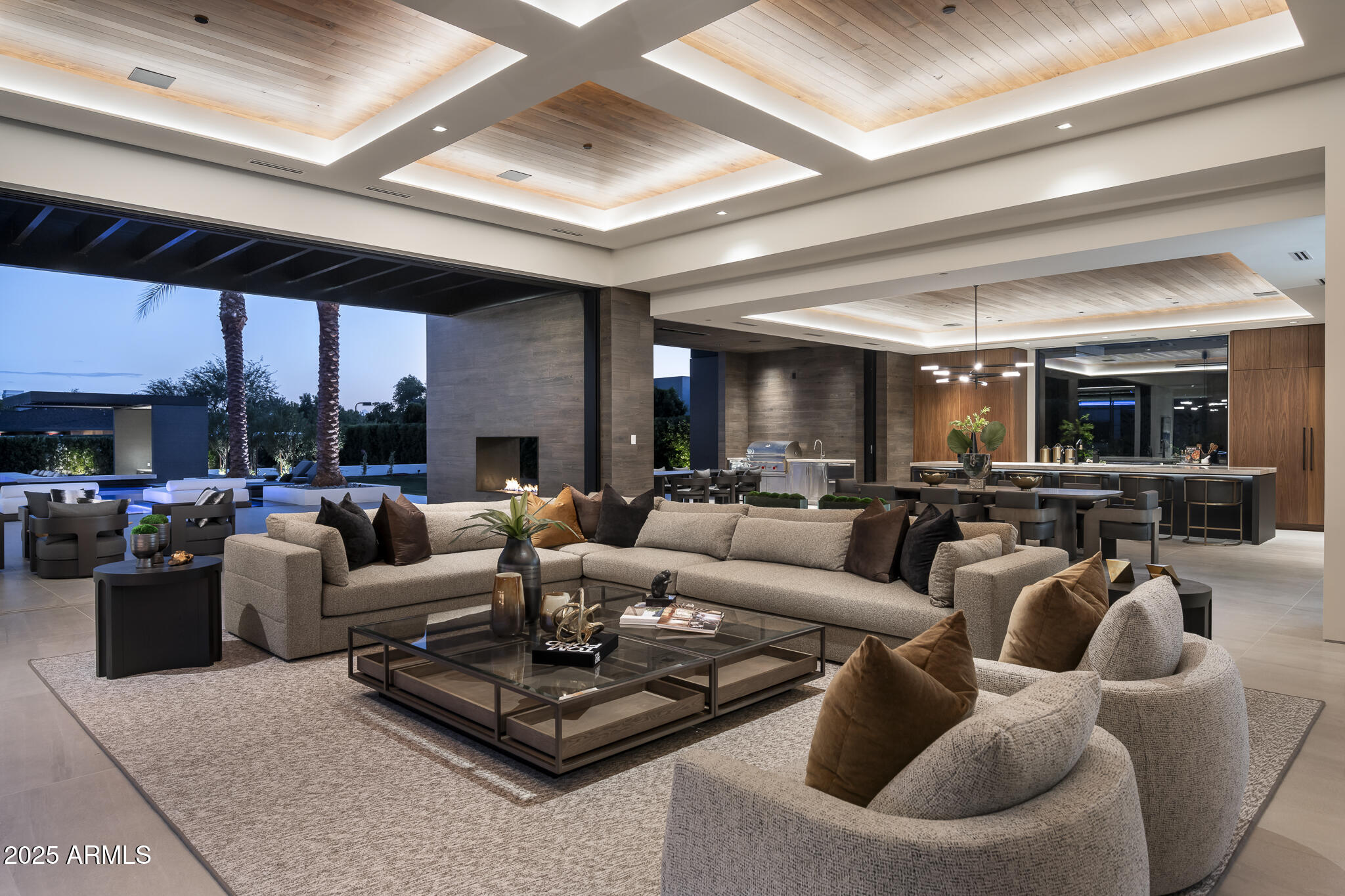 6911 E JACKRABBIT Road