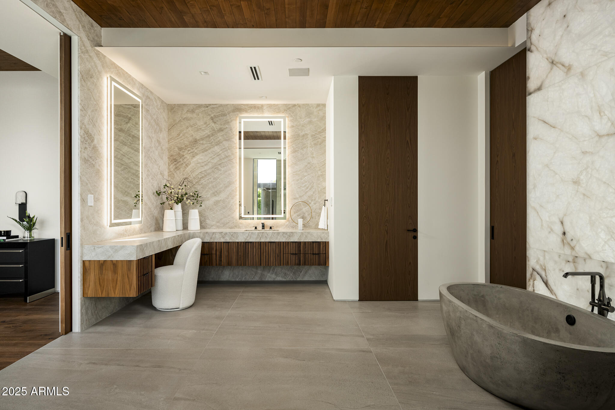 6911 E JACKRABBIT Road