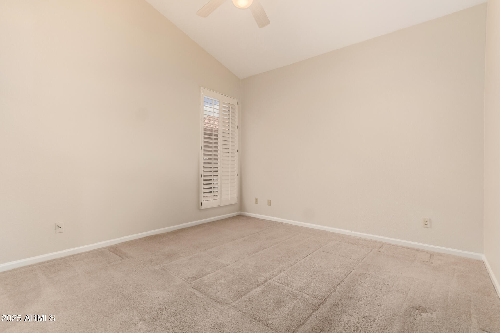 9009 E CEDAR WAXWING Drive