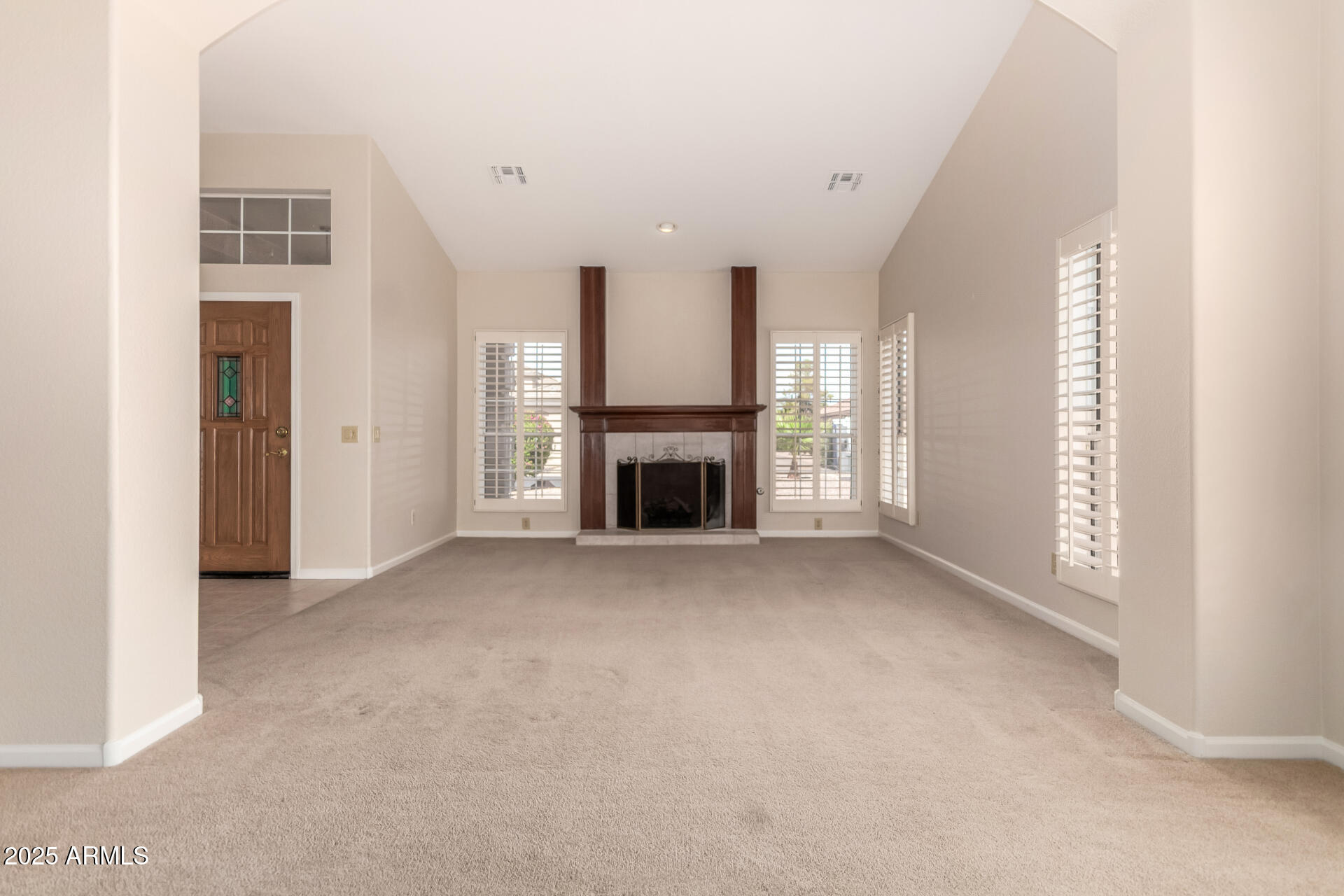 9009 E CEDAR WAXWING Drive