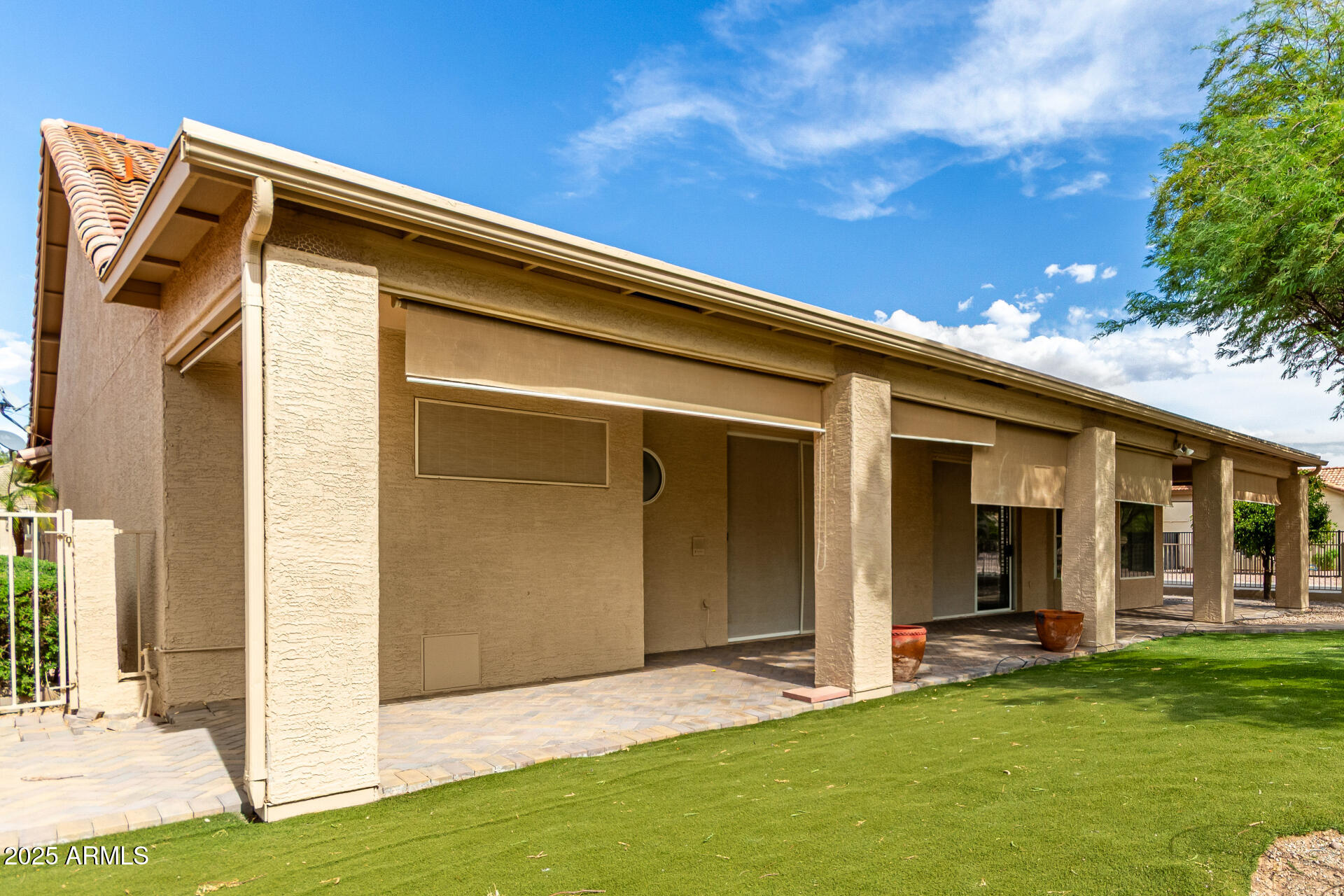 9009 E CEDAR WAXWING Drive