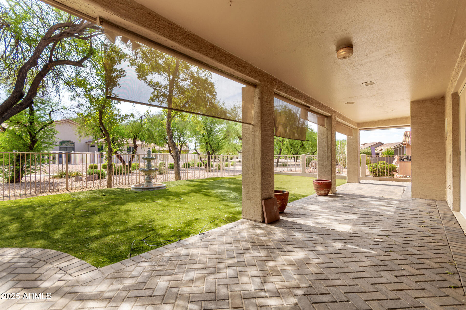 9009 E CEDAR WAXWING Drive