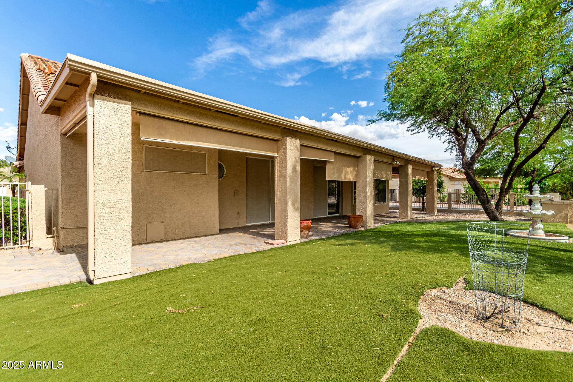 9009 E CEDAR WAXWING Drive