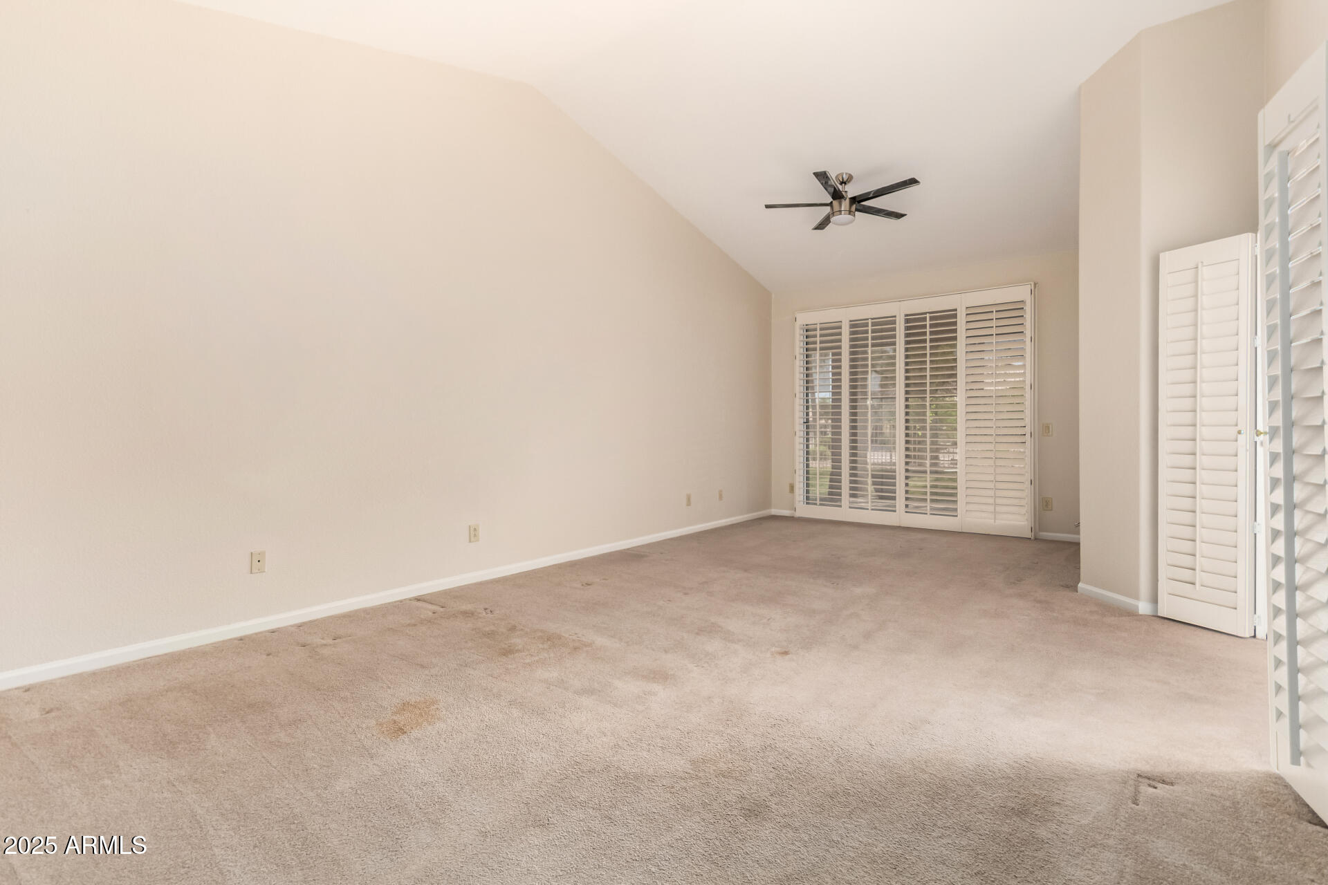 9009 E CEDAR WAXWING Drive