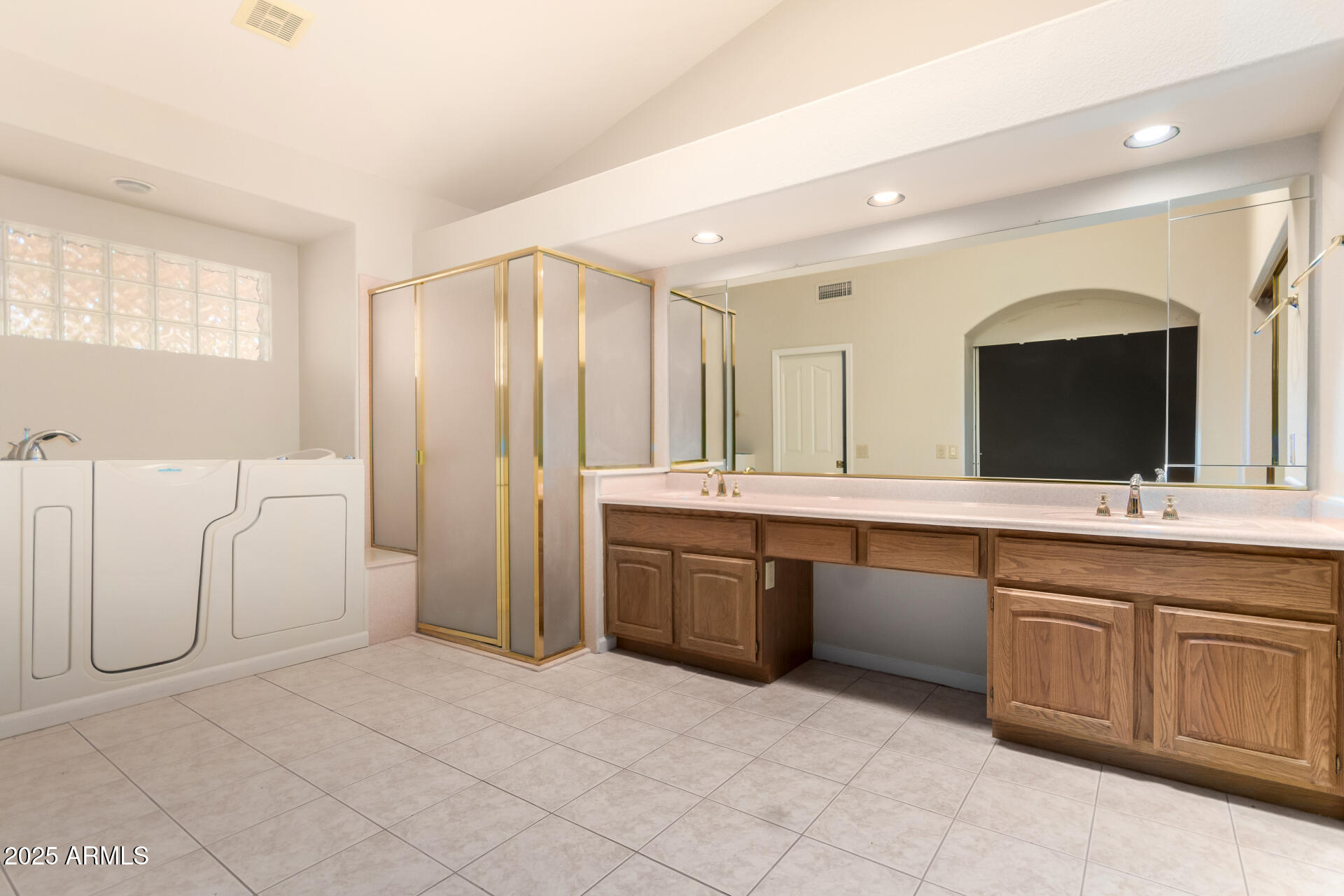 9009 E CEDAR WAXWING Drive