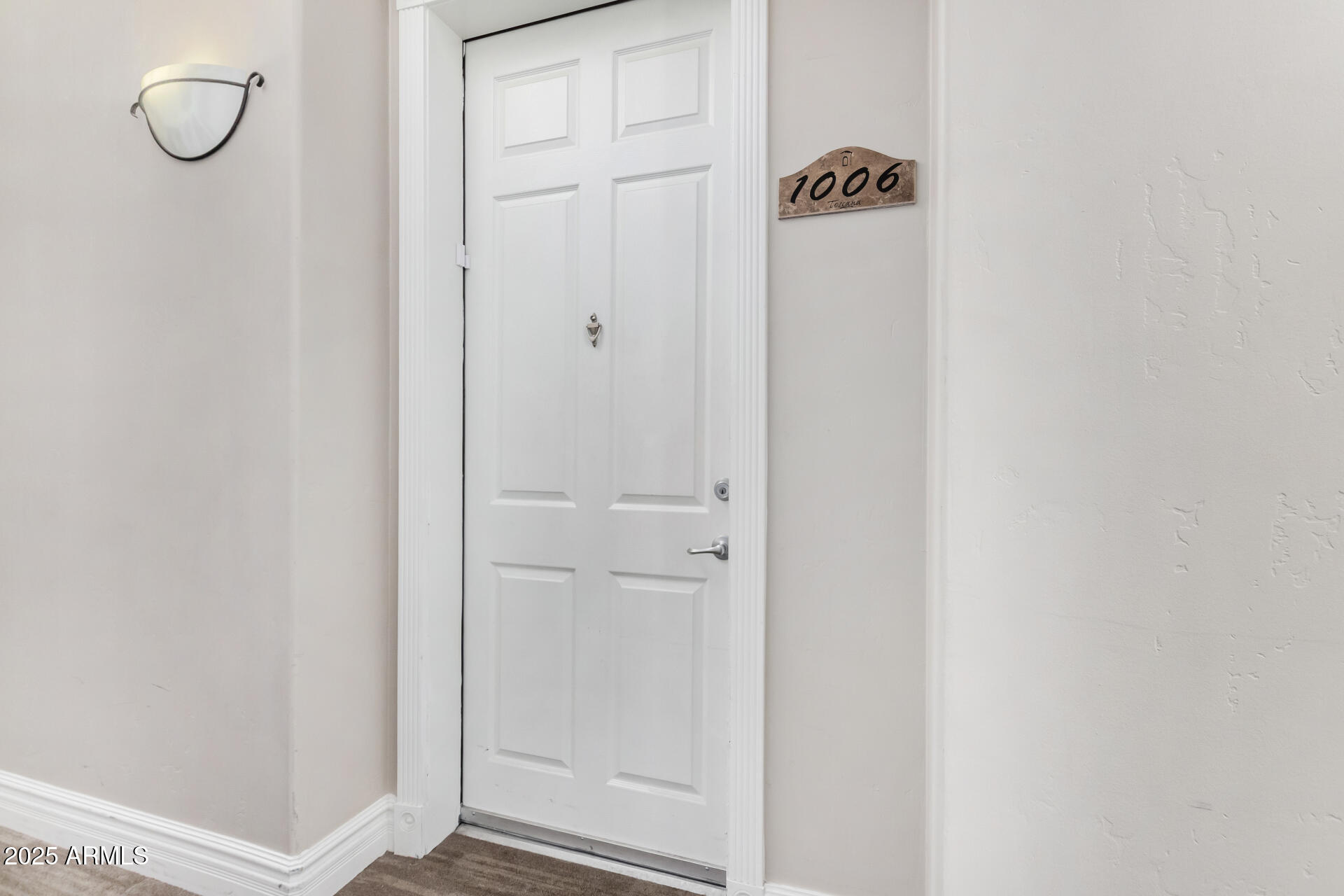 5450 E DEER VALLEY Drive, 1006