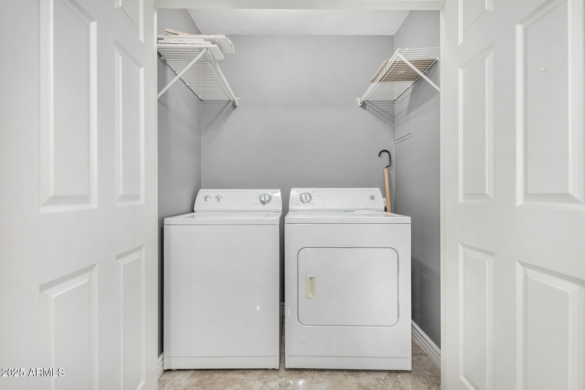 5450 E DEER VALLEY Drive, 1006