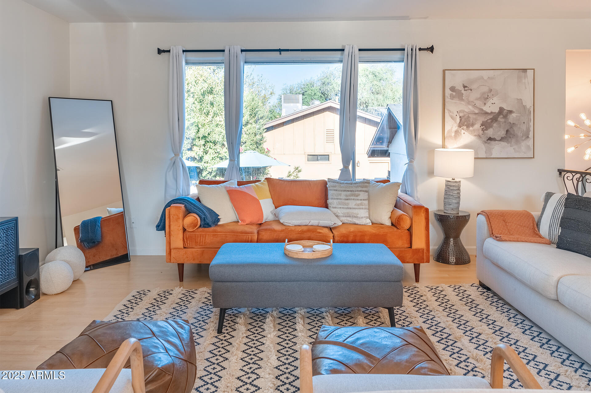 8226 E JACKRABBIT Road