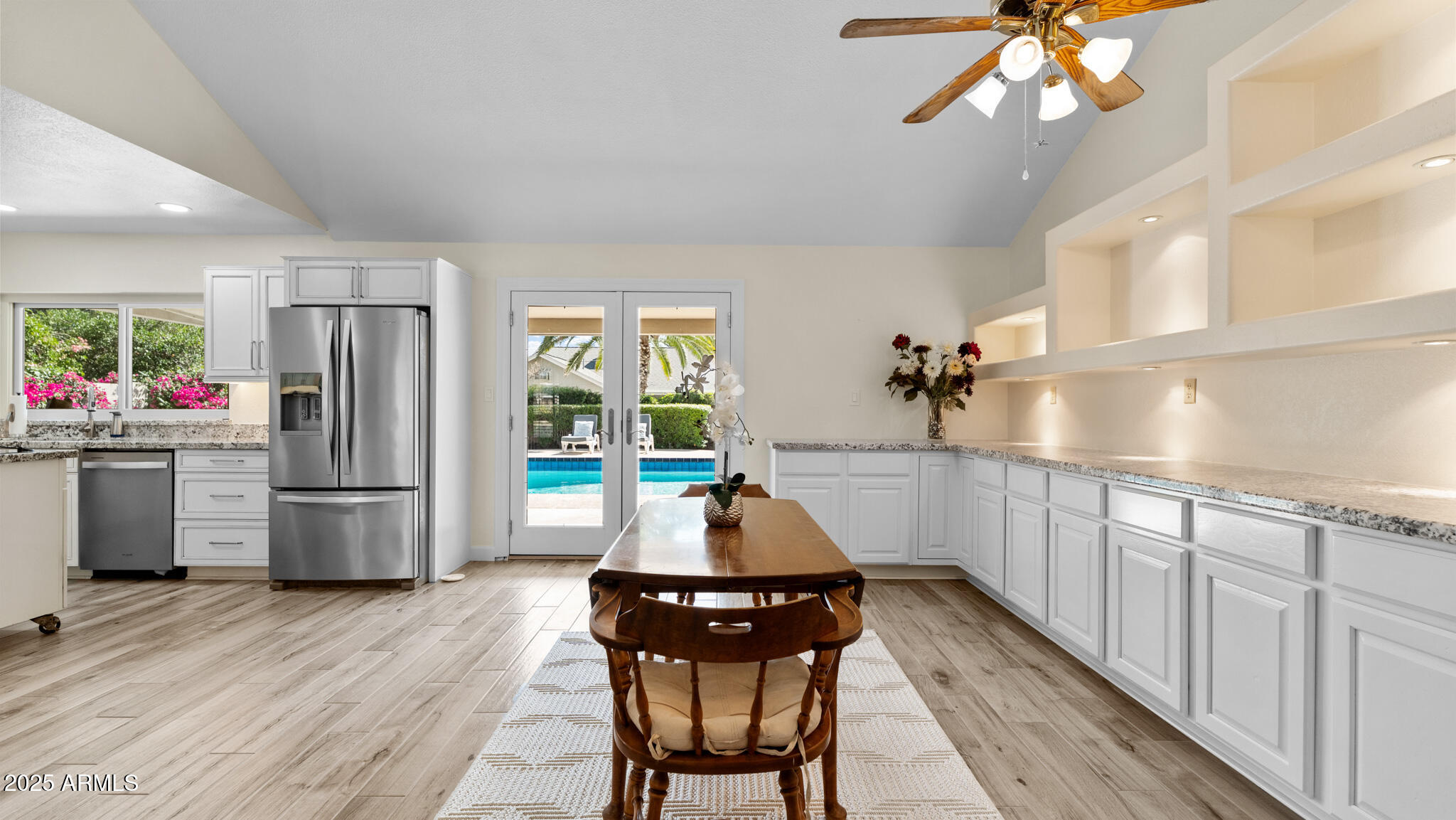 4409 E GELDING Drive